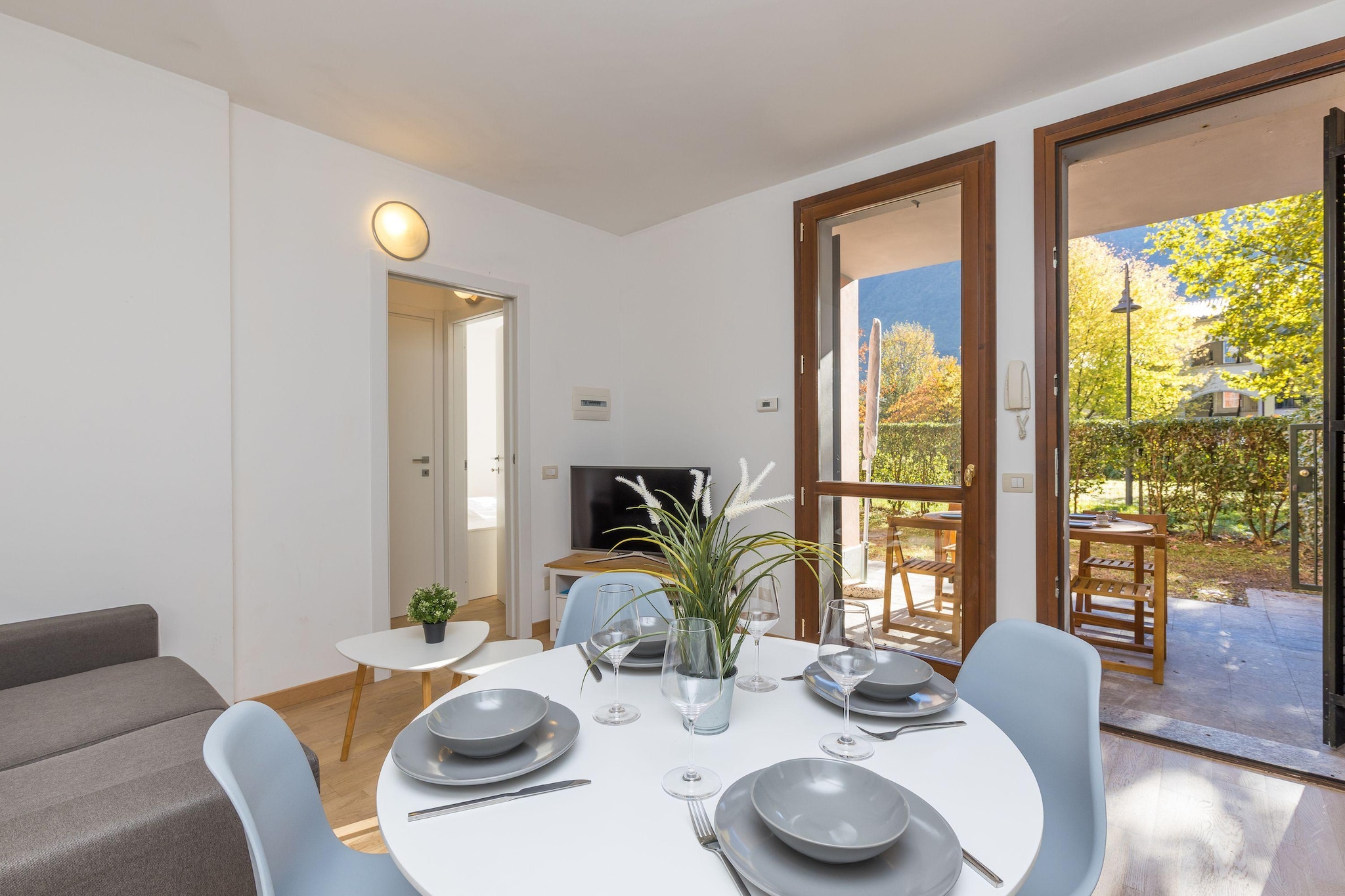 RESIDENCE PORTO LETIZIA - VILLAGE-BILOCALE 4 PAX DELUXE 8227 - VGBD4-Eetkamer