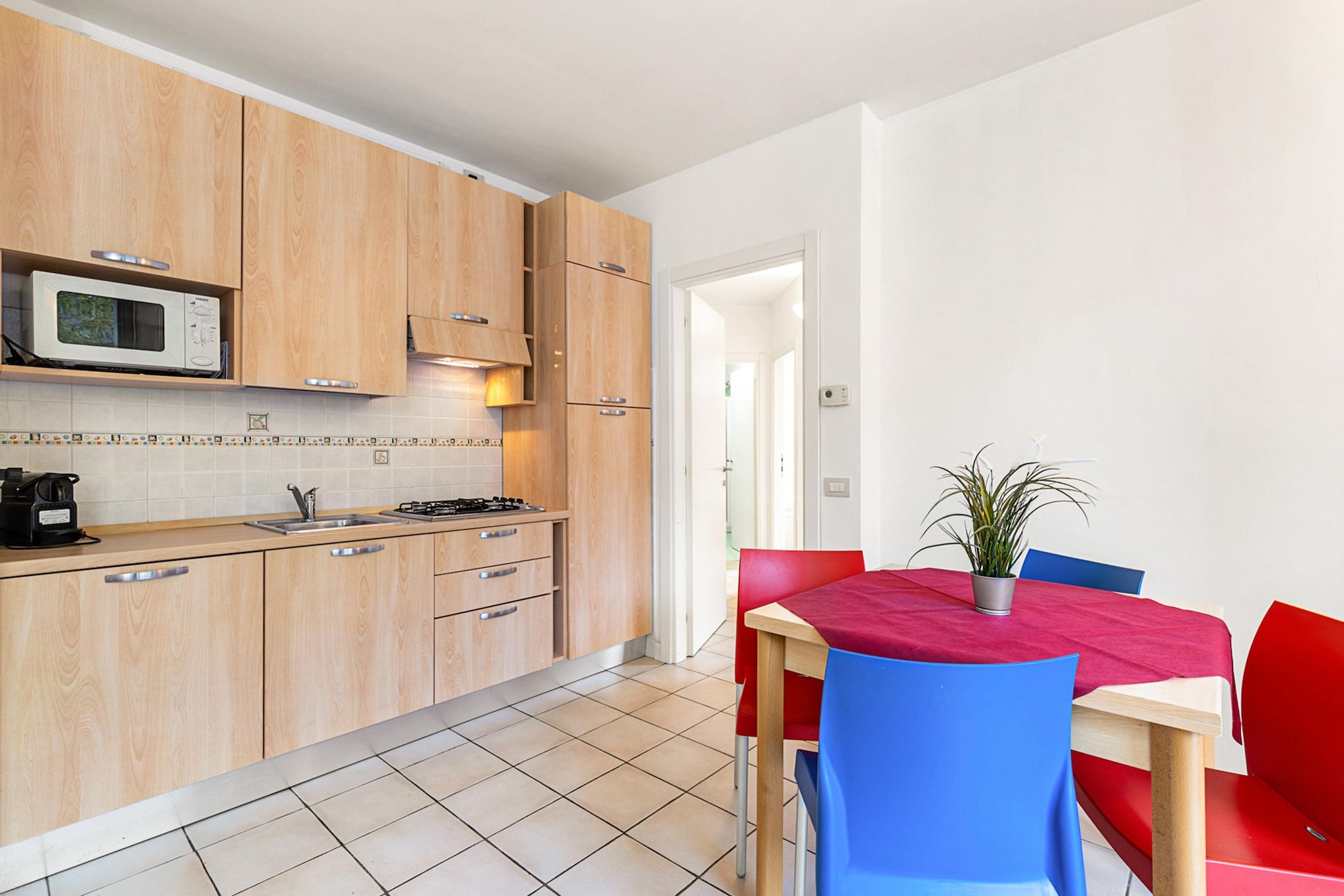 RESIDENCE PORTO LETIZIA - VILLAGE-TRILOCALE 6 PAX 8228 - VGB6-Keuken