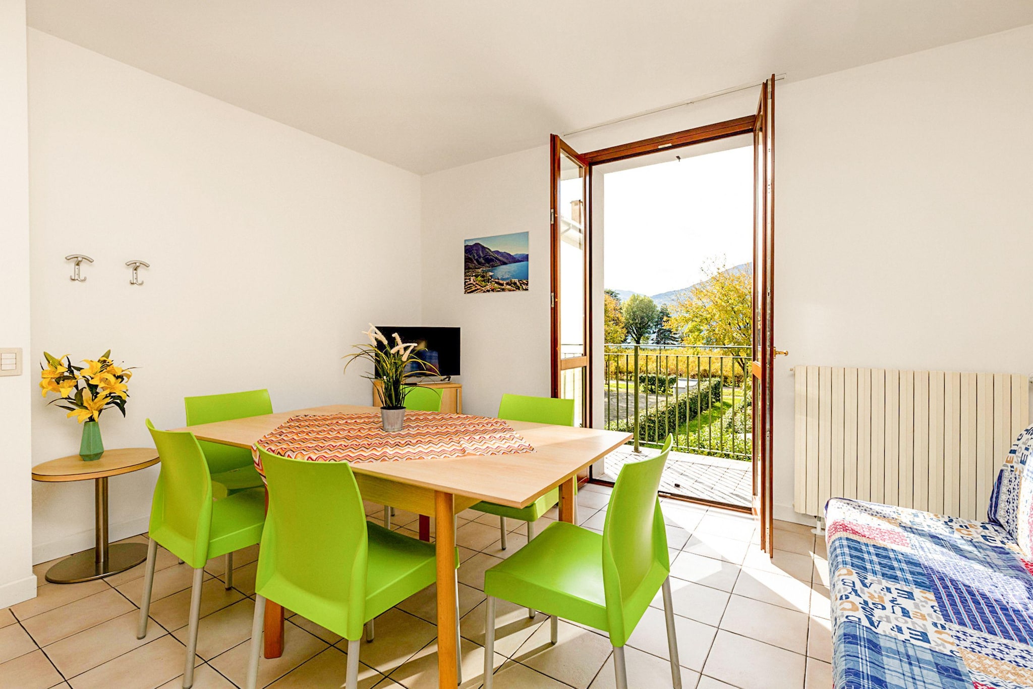 RESIDENCE PORTO LETIZIA - VILLAGE-TRILOCALE 6 PAX 8228 - VGB6-Eetkamer