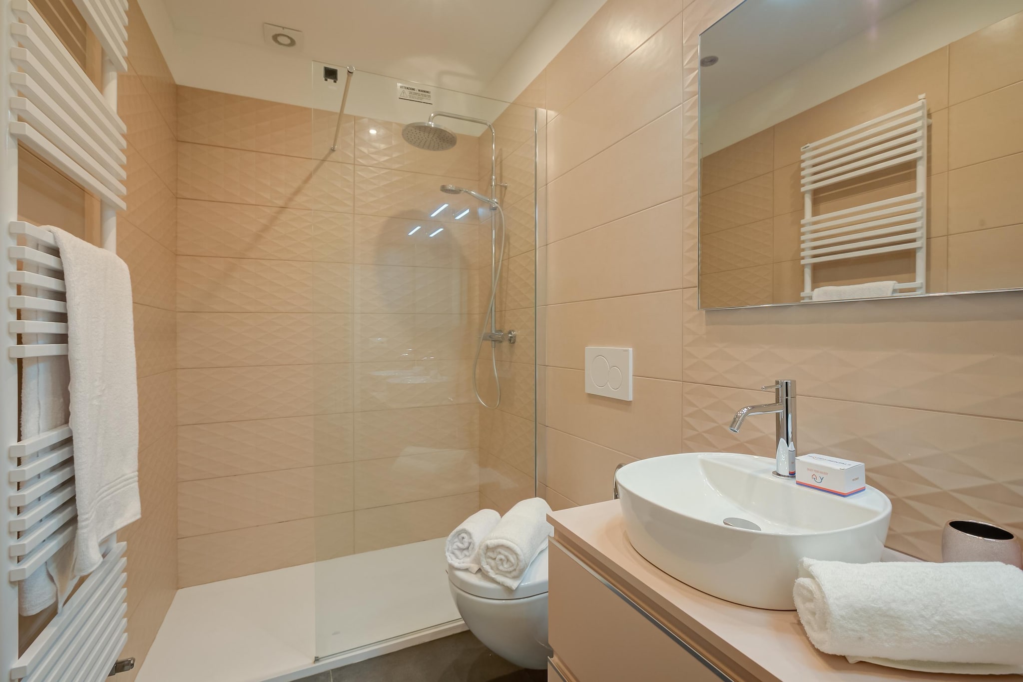 RESIDENCE PORTO LETIZIA - VILLAGE-TRILOCALE 6 PAX DELUXE 8229 - VGB6D-Badkamer