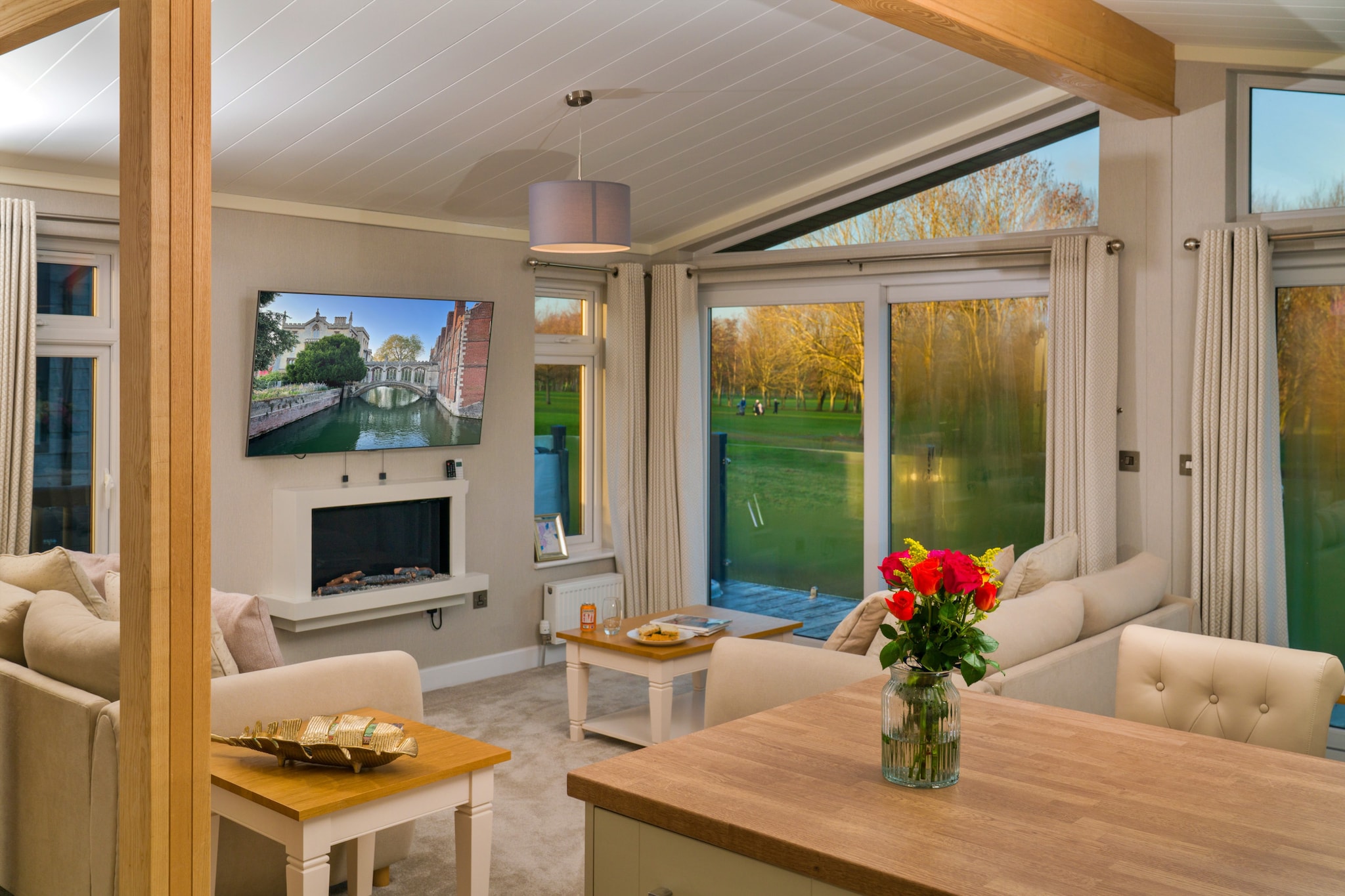 Heron Luxury Lodge - Woonkamer