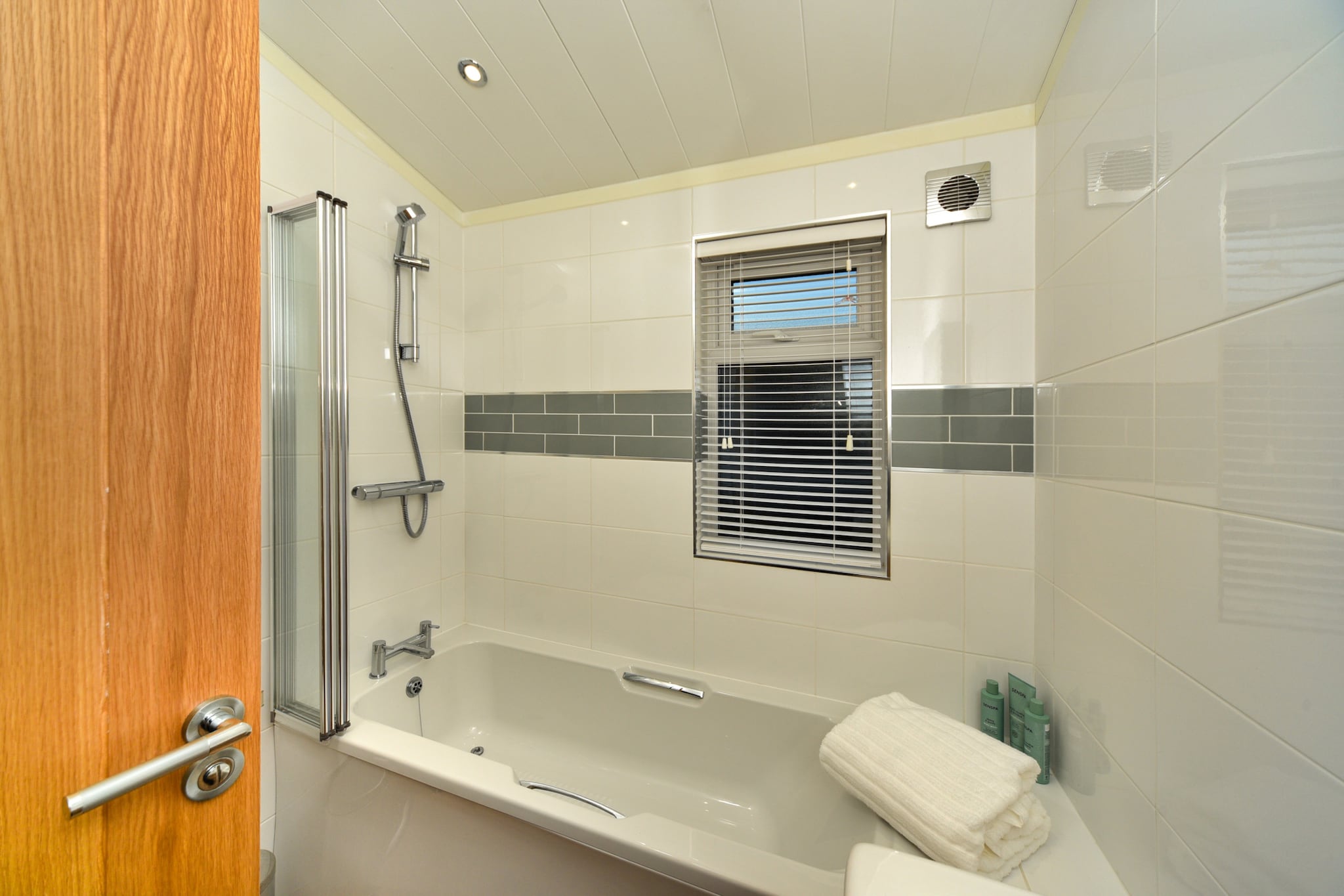 Heron Luxury Lodge - Badkamer