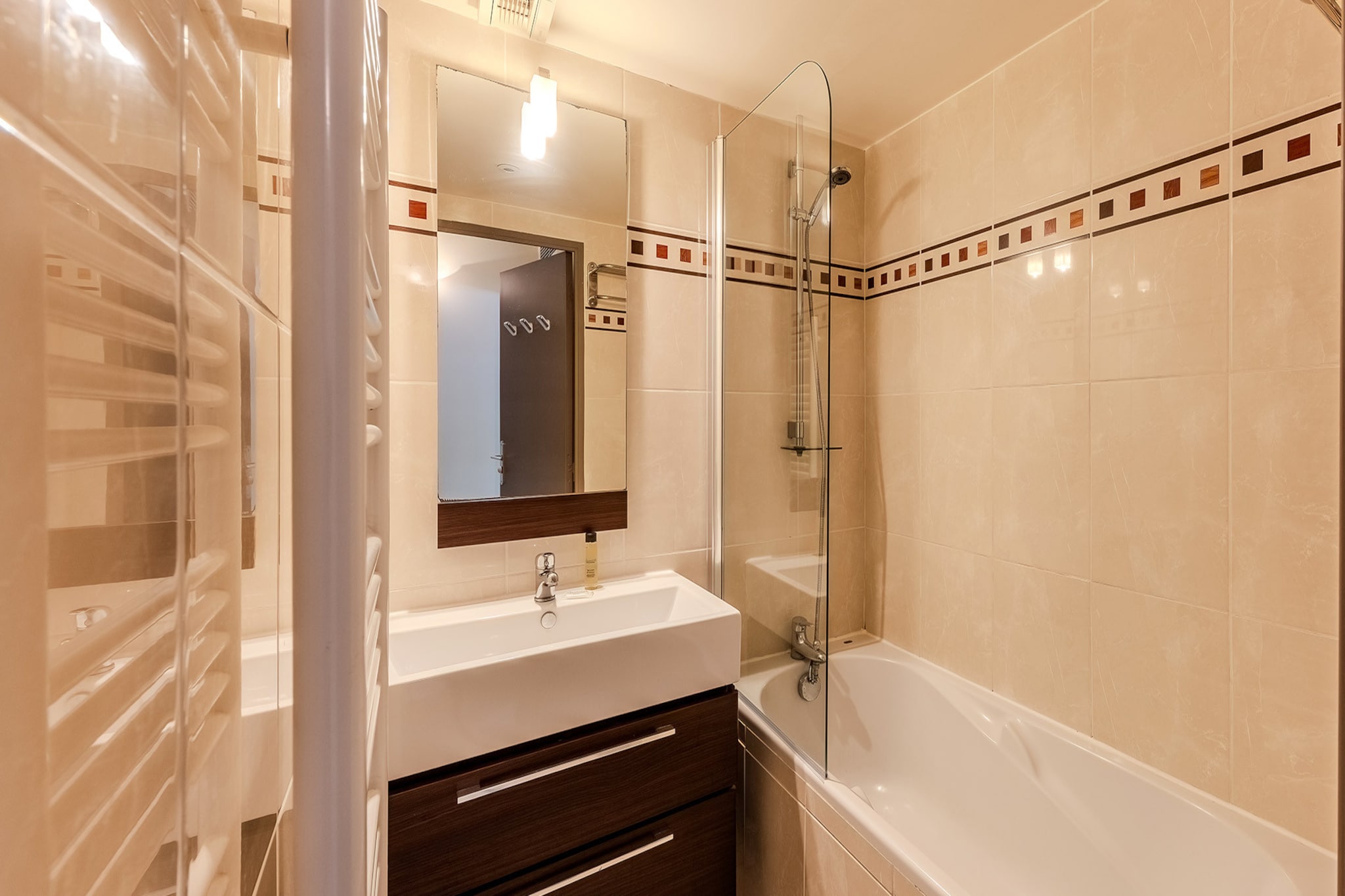 Carre Marine N°207 - 2P4-Badkamer