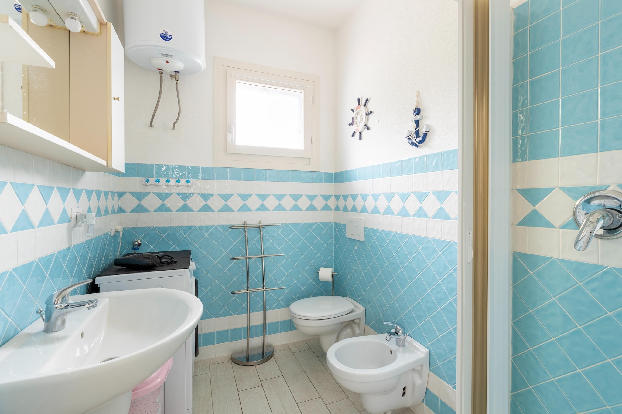 BILO BADESI CON PISCINA-Bathroom