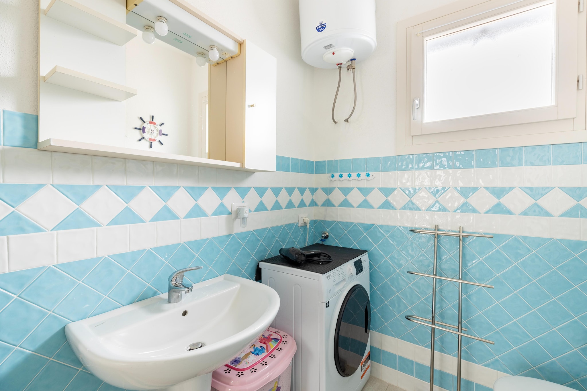 BILO BADESI CON PISCINA-Bathroom