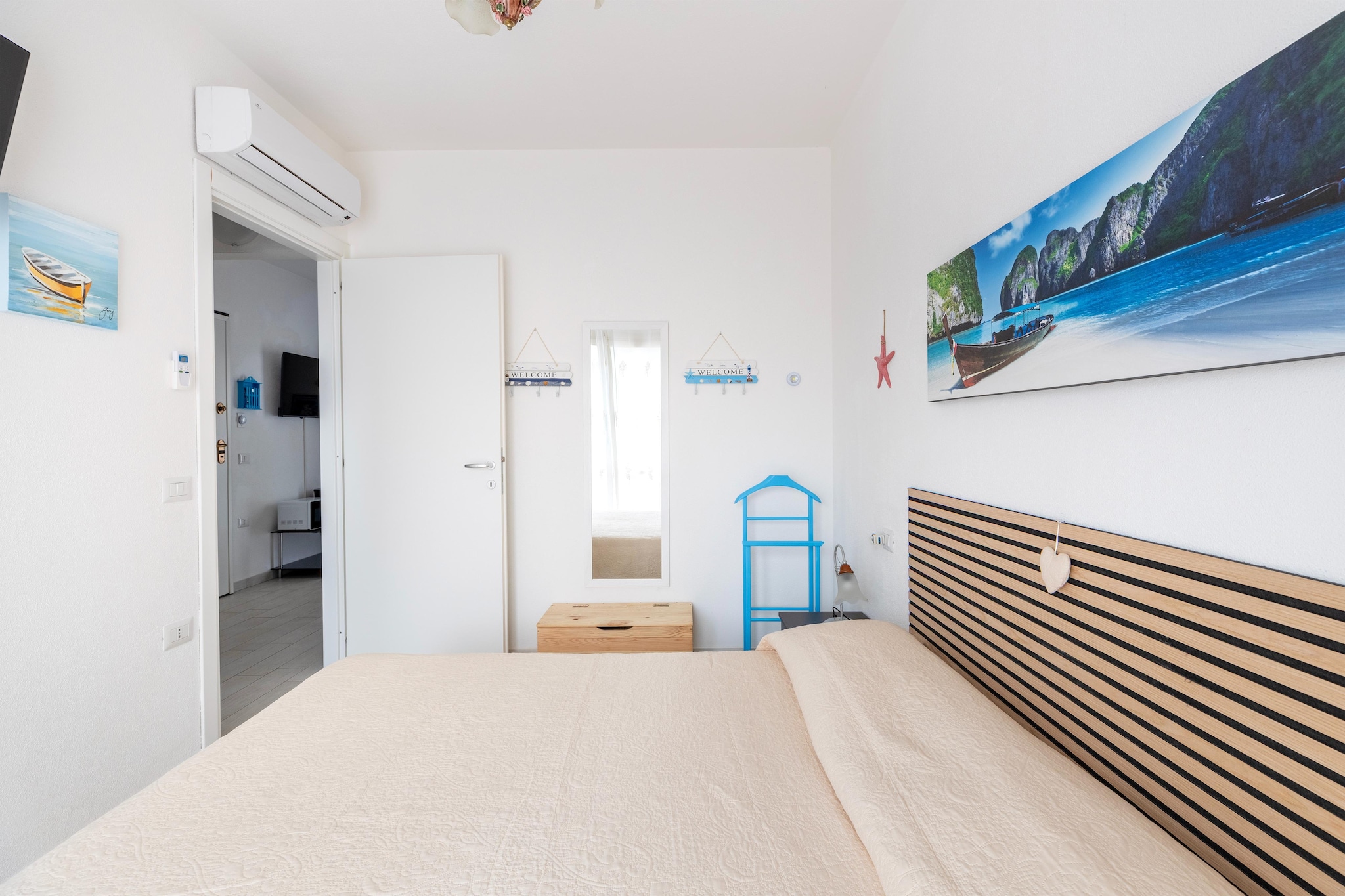 BILO BADESI CON PISCINA-Bedroom