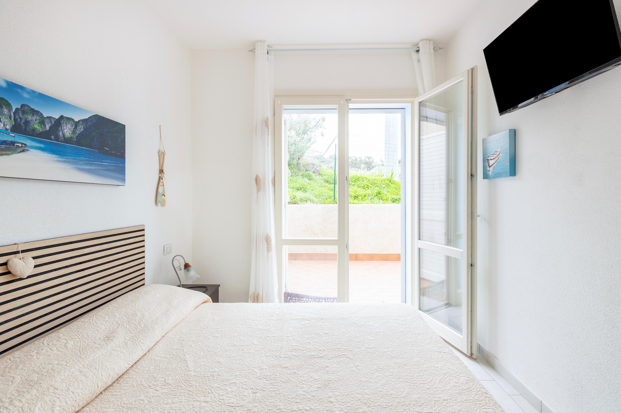 BILO BADESI CON PISCINA-Bedroom