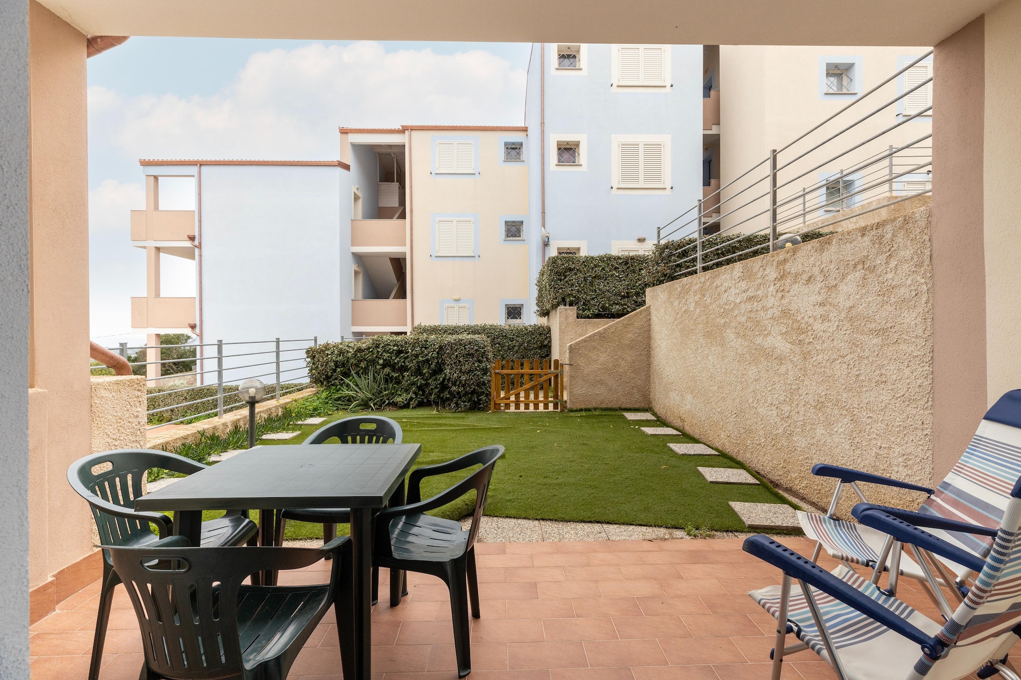 BILO BADESI CON PISCINA-Terrace balcony