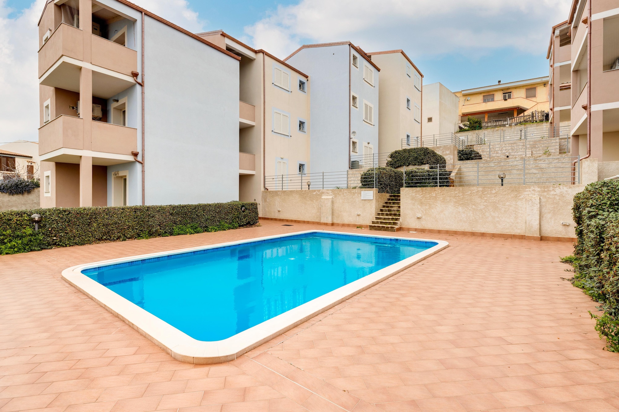 BILO BADESI CON PISCINA-Swimming pool