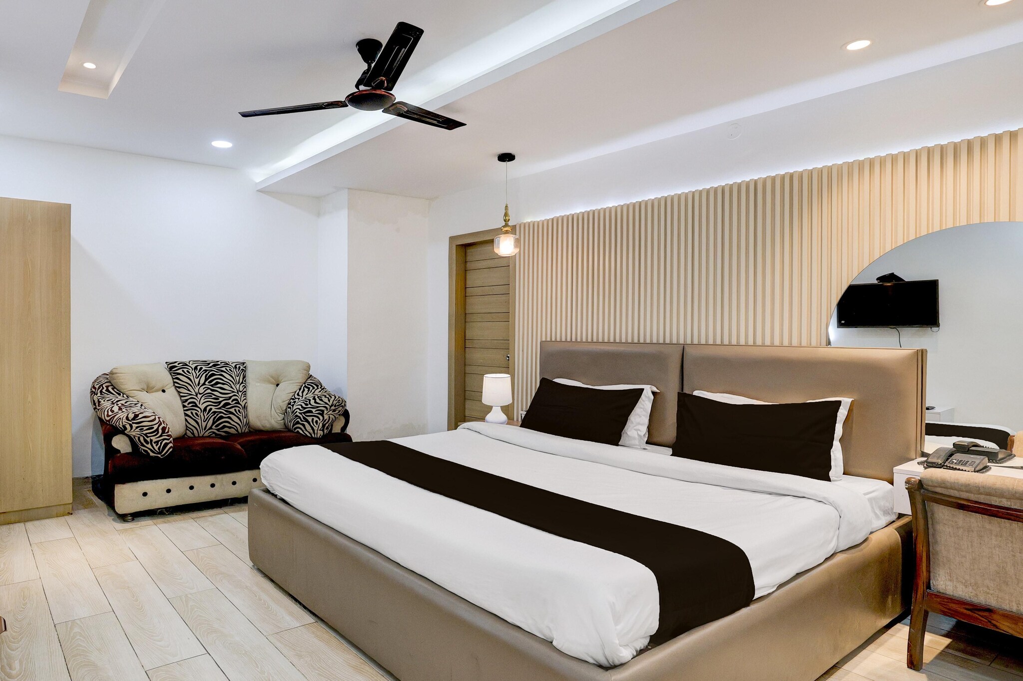 Townhouse Mohali Bus Terminal
