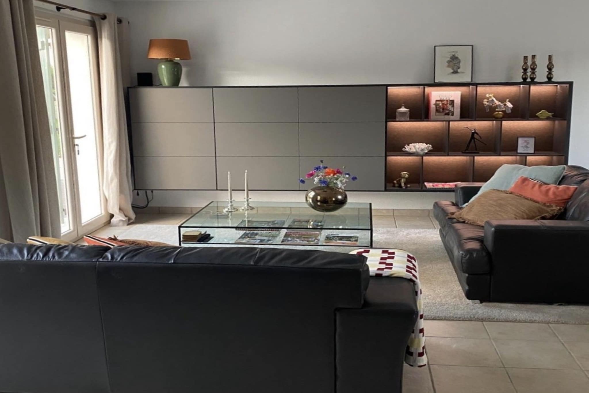 Villa Sizarin-Woonkamer