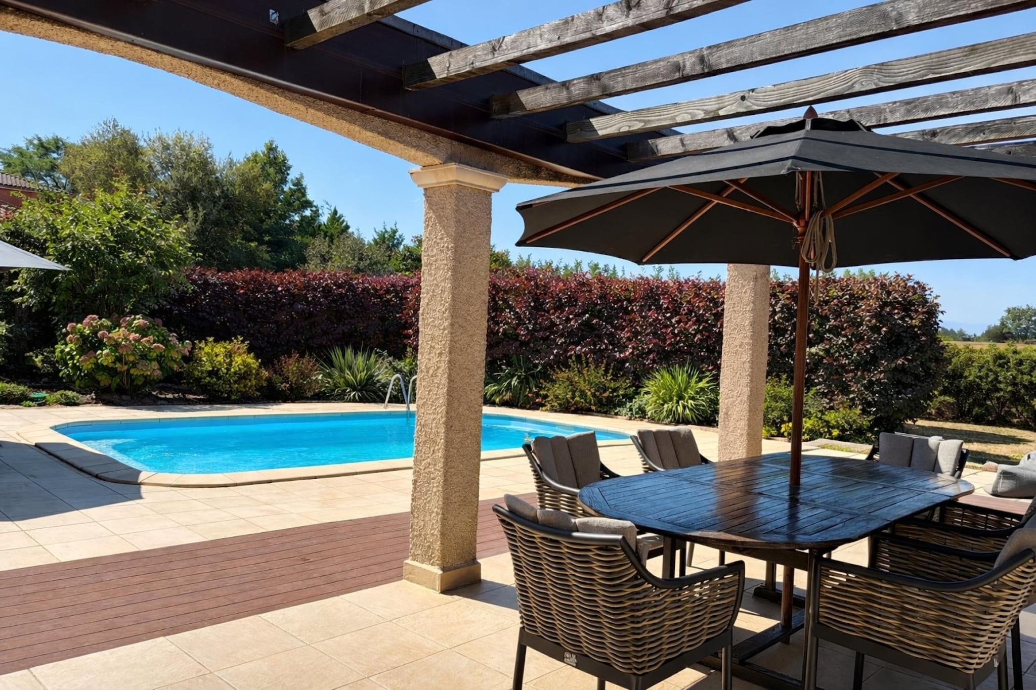 Located in the peaceful village of Les Cammazes, this welcoming 85 m² house is perfectly suited for families or friends looking to enjoy relaxed summer days in the heart of nature. Designed to host up to six guests, the home combines comfort, privacy, and inviting outdoor spaces that make it easy to slow down and enjoy your holiday at your own pace.

On the ground floor, the house opens into a bright living and dining area with a smart TV, comfortable seating, and a dining table for shared meals. The open kitchen is practical and well-equipped with a coffee machine, microwave, and fridge-freezer, making self-catering simple throughout your stay. The sleeping area includes three bedrooms: one with a double bed, and two that can be arranged as either double beds or twin single beds to suit your group’s needs. A modern full bathroom and a separate toilet add everyday convenience.

Step outside, and the home truly comes to life. The private swimming pool becomes the heart of warm afternoons, surrounded by sun loungers for relaxation between refreshing dips. Two terraces, including one ideal for shade, create lovely spots for breakfast, long lunches, and evening barbecues. An outdoor shower adds comfort after swimming, while the barbecue and garden space invite easy outdoor living. Private parking is available on site.

Set near walking routes and the natural beauty of the Montagne Noire, this home offers a perfect balance of nature, relaxation, and modern comfort for memorable summer stays.
