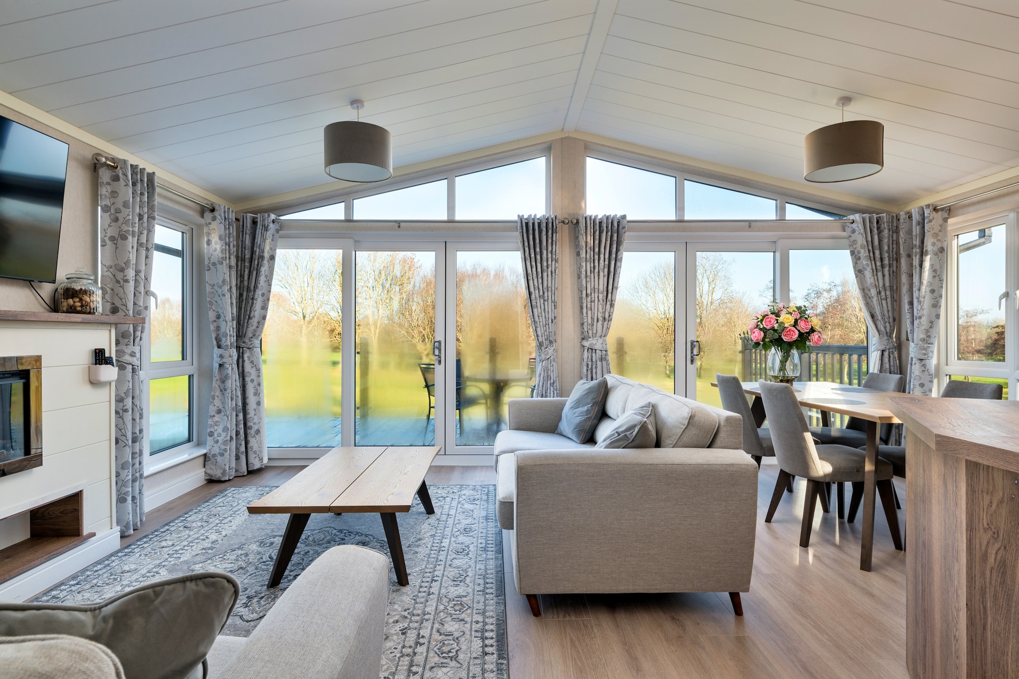 Pembroke Luxury Lodge