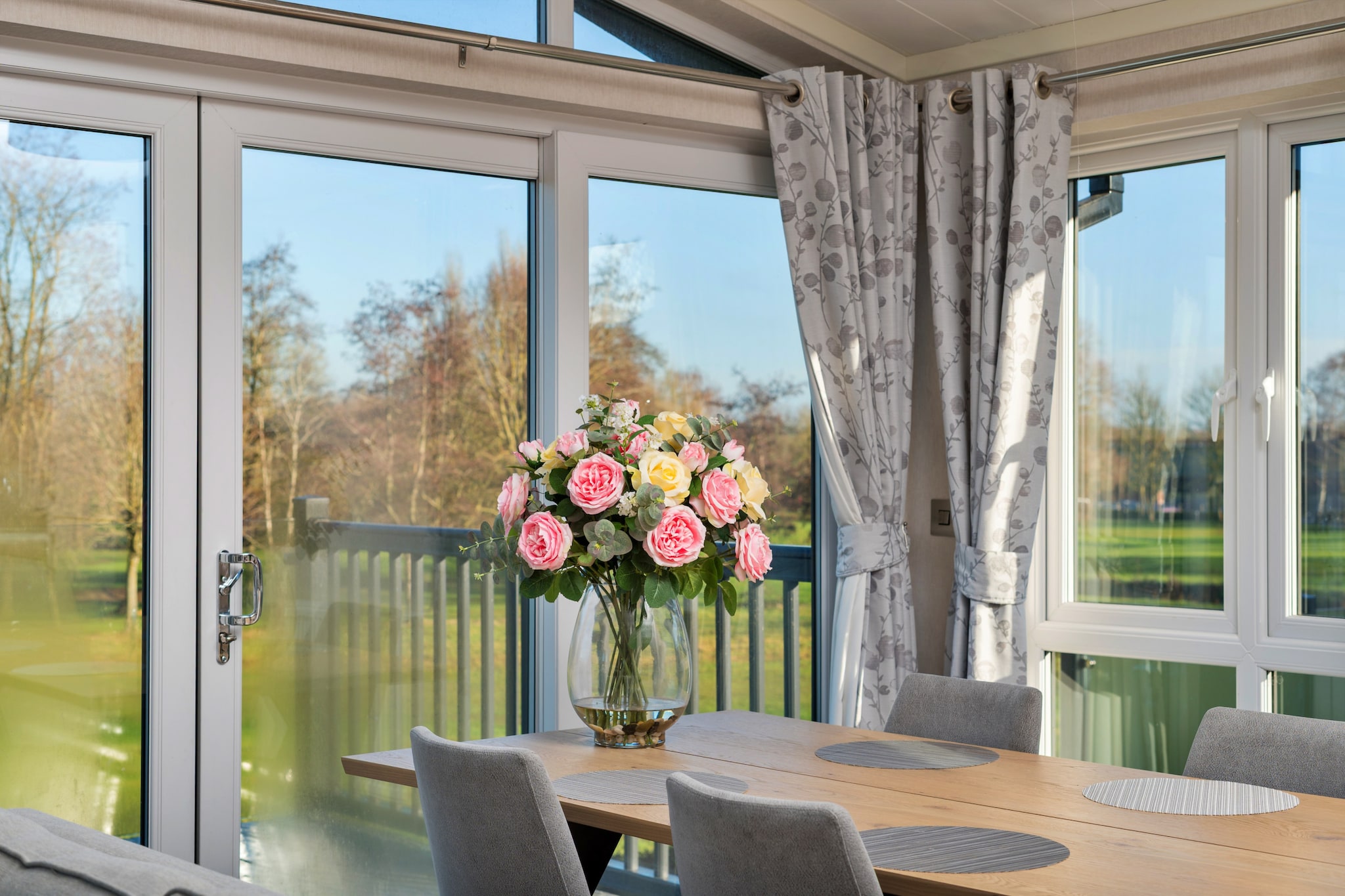 Pembroke Luxury Lodge - Eetkamer