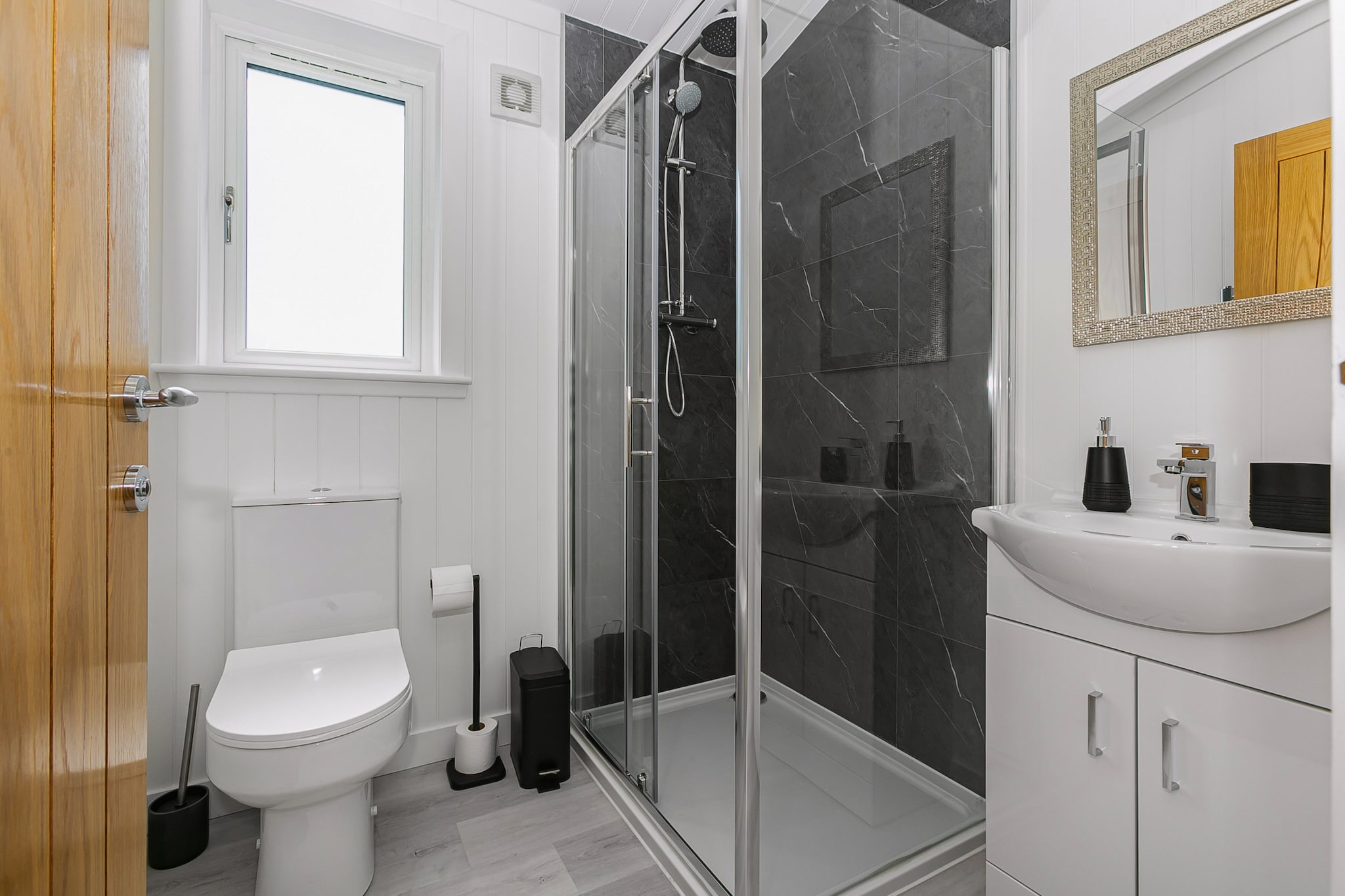 Silverwood Family Lodge - Badkamer