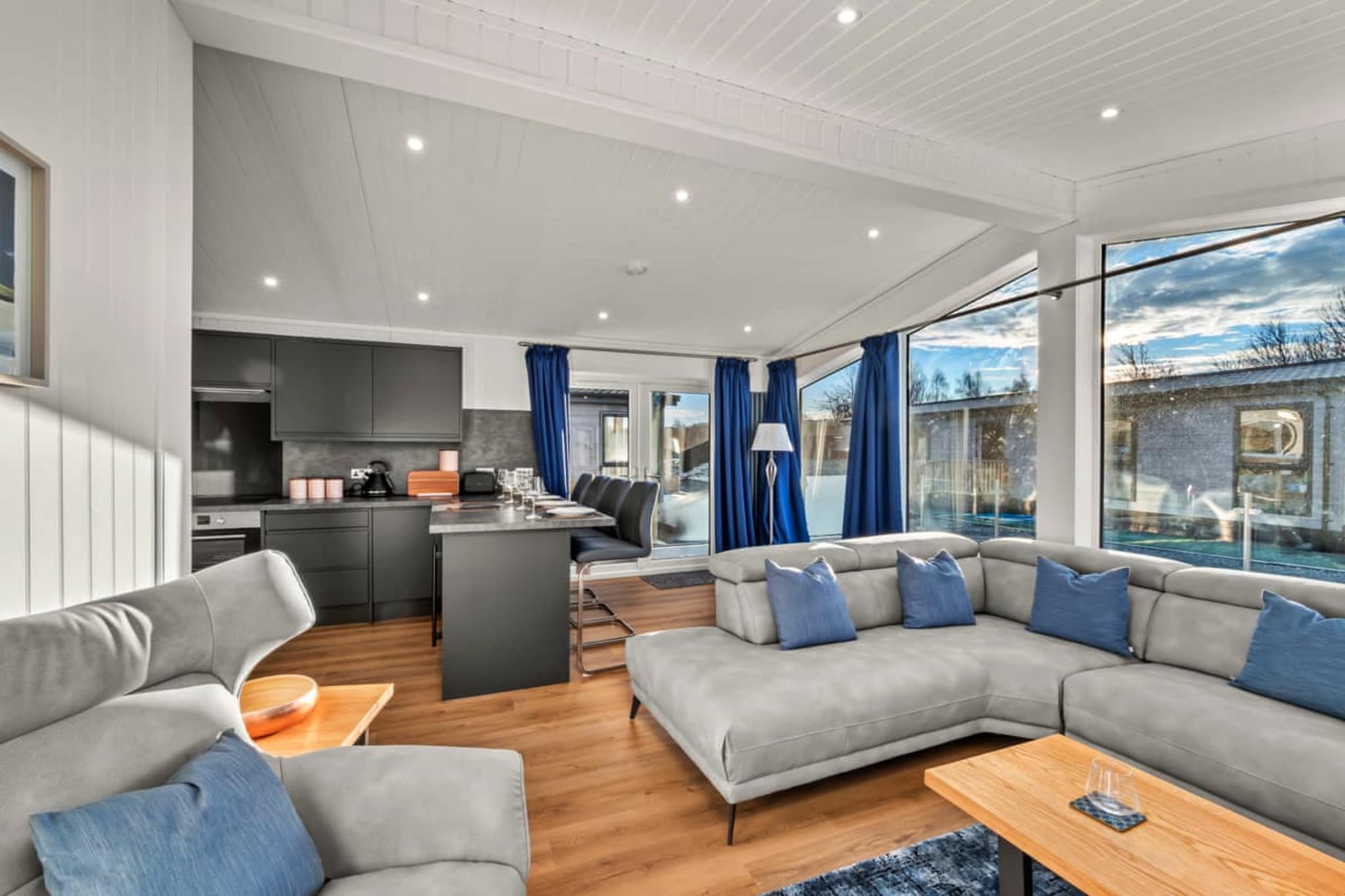 Silverwood Deluxe Chalet - Woonkamer