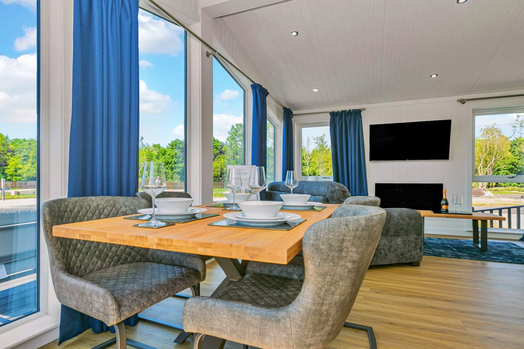 Silverwood Junior Chalet