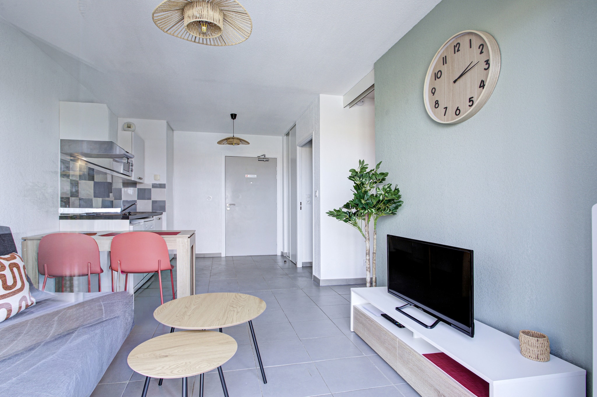 Living room(double sofa bed, TV, dining table, seating area), Kitchen(electric kettle, toaster, coffee machine, microwave, dishwasher, fridge-freezer, dishes and cutlery, Cooking basics), bedroom(double bed), bathroom(bathtub or shower, washbasin, toilet), Internet access, Garden Furniture , balcony, parking, swimming pool(shared with other guests)