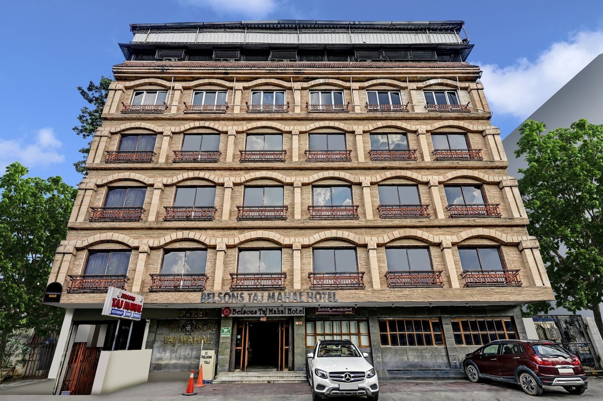 Super Townhouse OAK Hotel Belsons Taj Mahal
