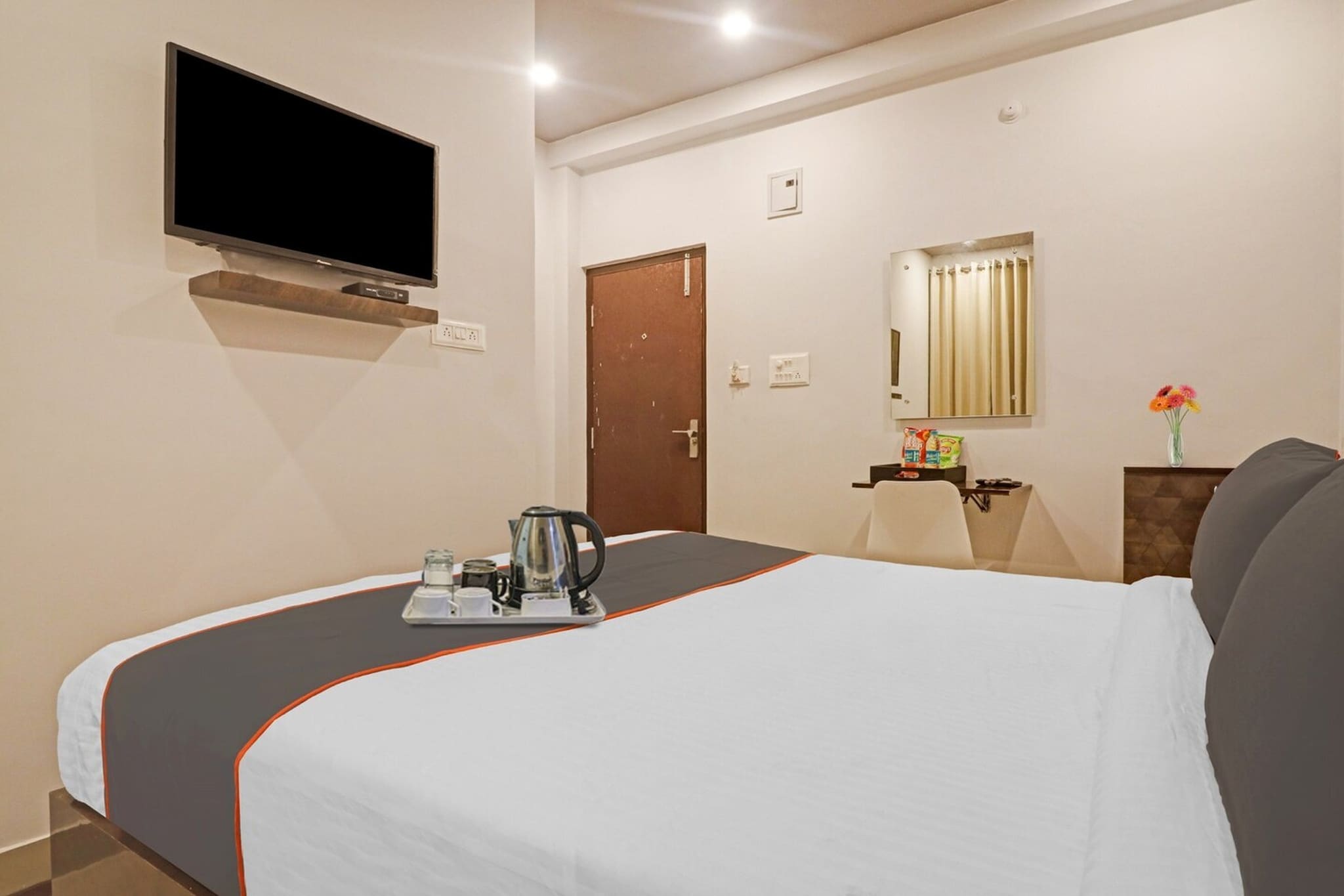 Super Townhouse RCC Pristine
