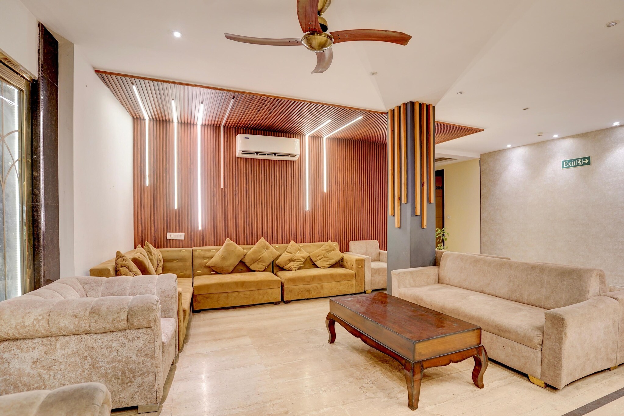 Townhouse Airport Road Delhi