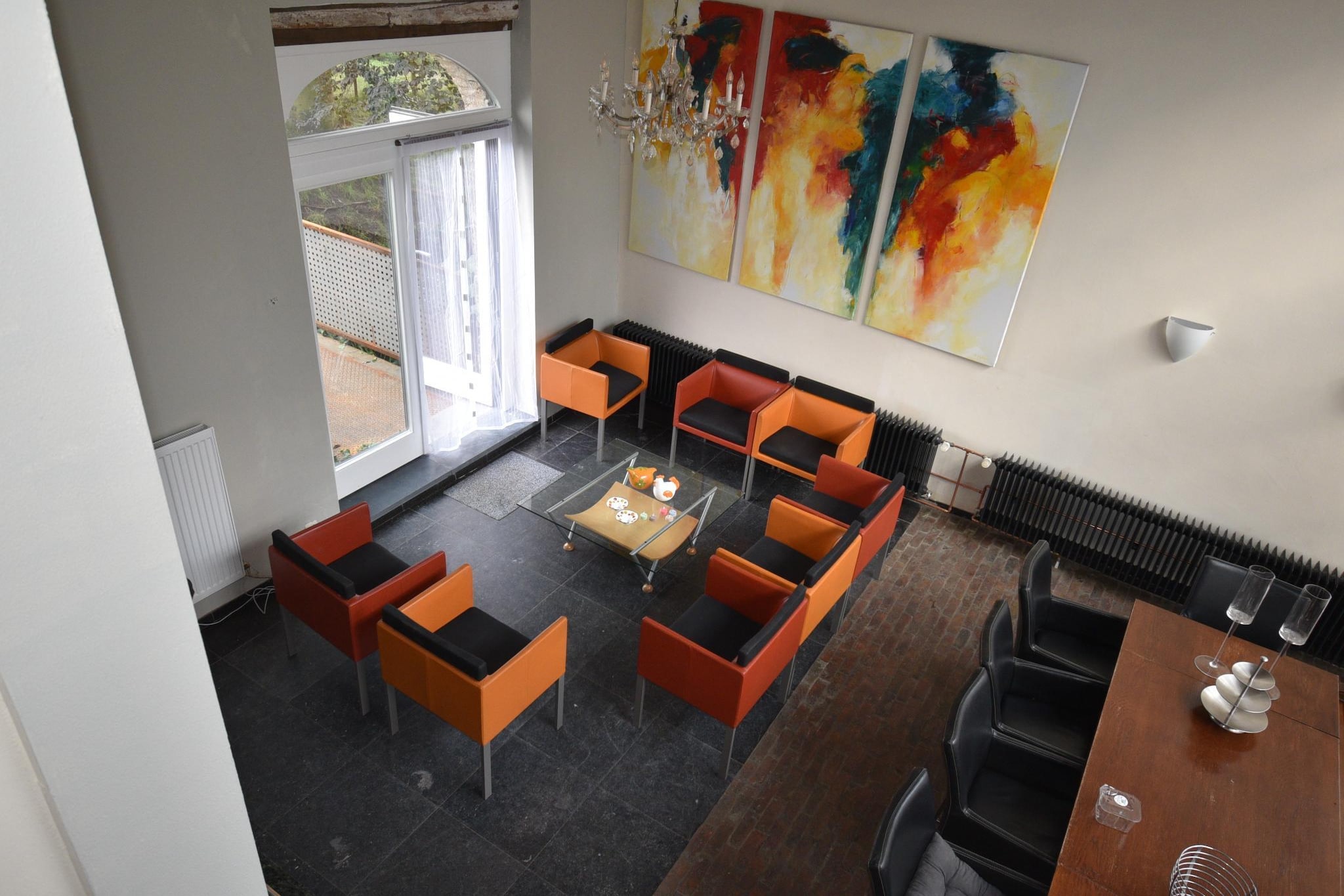 Welcome to your peaceful getaway at Meschermolen—a beautifully restored holiday home nestled in the serene village of Mesch-Eijsden. With five cozy bedrooms, warm interiors, and a private terrace, this family-friendly home sleeps up to 10 guests. Whether you're planning a relaxed retreat with friends or a countryside break with loved ones, you’ll feel instantly at home. Children will love the outdoor play area, and there’s plenty of space to gather in the garden under the stars.
Set just 13 km from the lively center of Maastricht and 3 km from Eijsden, the home offers the perfect balance of seclusion and accessibility. Explore the lush Savelsbos forest, enjoy a round of golf at Het Rijk van Margraten, or visit the fairytale-like Kasteel Eijsden nearby. For pet lovers, scenic walking trails to Uitkijktoren Mesch and the surrounding countryside are perfect for exploring with your furry friend—one well-behaved pet is welcome!
A short drive takes you to the charming town of Eijsden where you’ll find the popular De Lekkerbek bakery, delightful restaurants, and a well-stocked supermarket. Enjoy home-cooked meals in the fully equipped kitchen or unwind in the bright living room after a day of local adventures. With central heating, two modern bathrooms, and convenient parking, every detail is in place to make your stay truly special.
Note: The property does not accommodate cycling clubs.
A utilities & service fee of EUR 160,00 will be required closer to your checkin date. You will receive a separate communication with the payment link. The utilities & service fee ensures a smooth stay and covers any additional services such as cleaning, service charges, consumption, damages or any additional charges incurred during the stay.