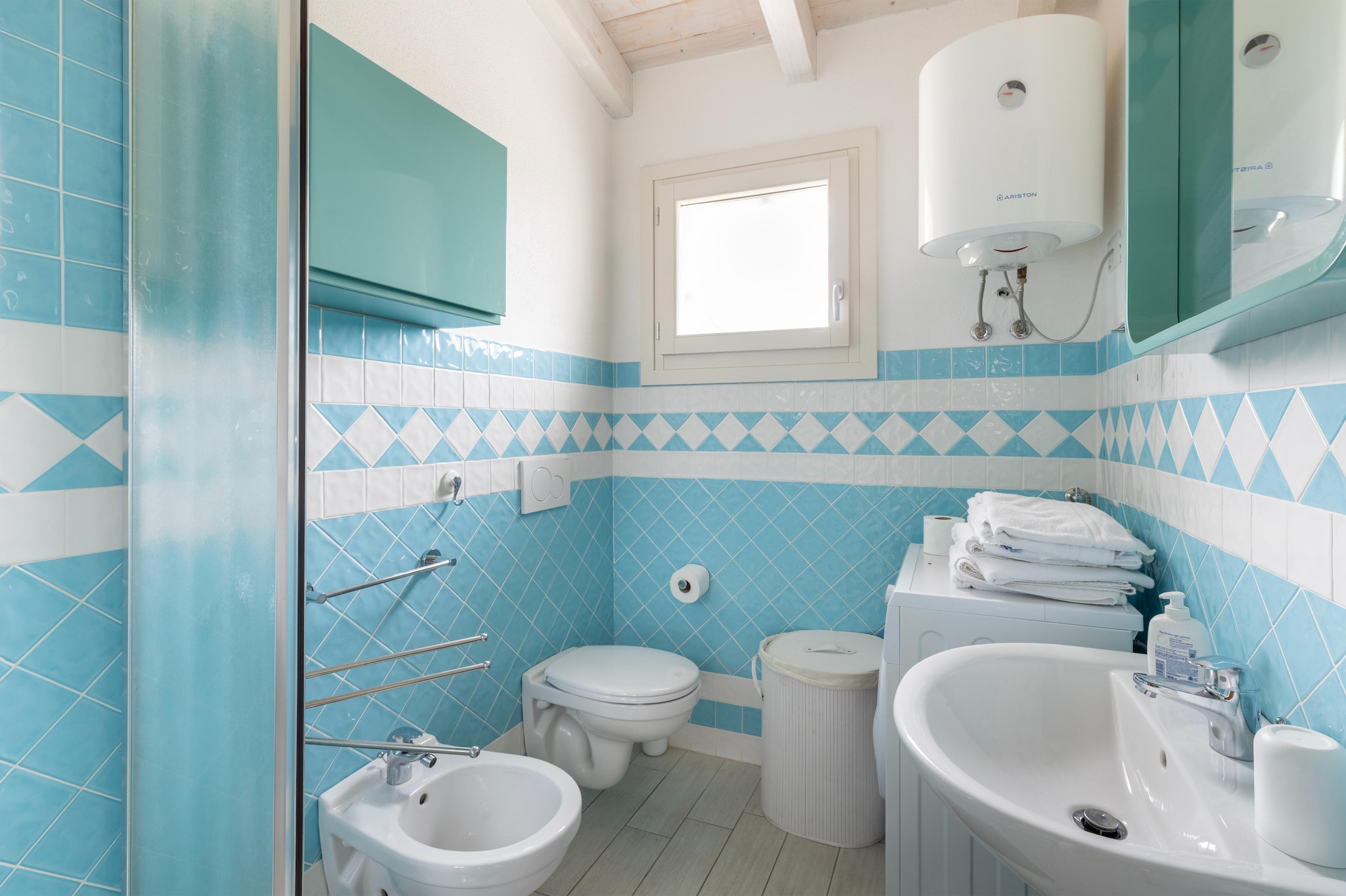 ATTICO BADESI CON PISCINA-Bathroom