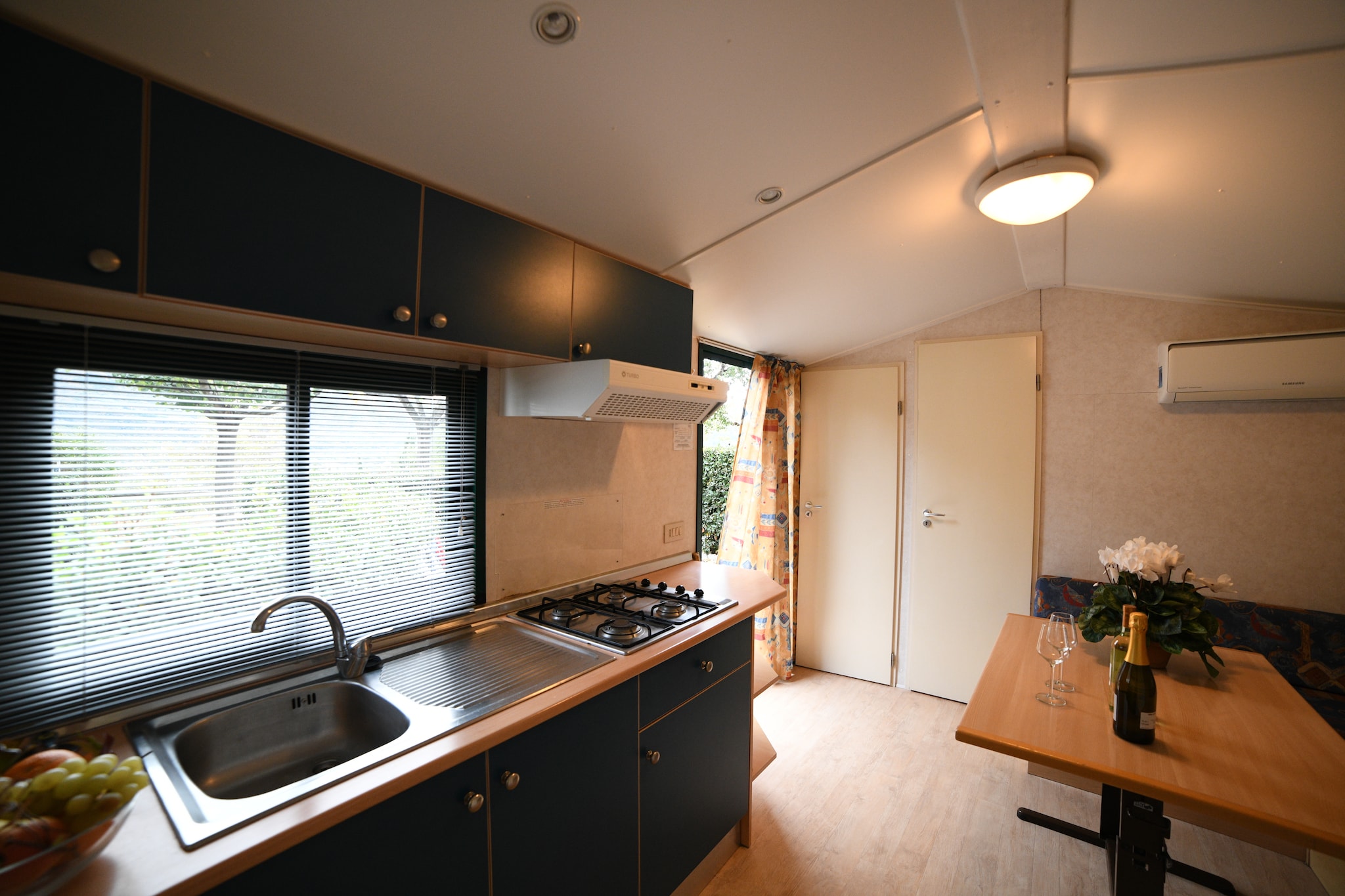 C´Era una Volta - MOBILHOME C 5 PAX MHC-Keuken