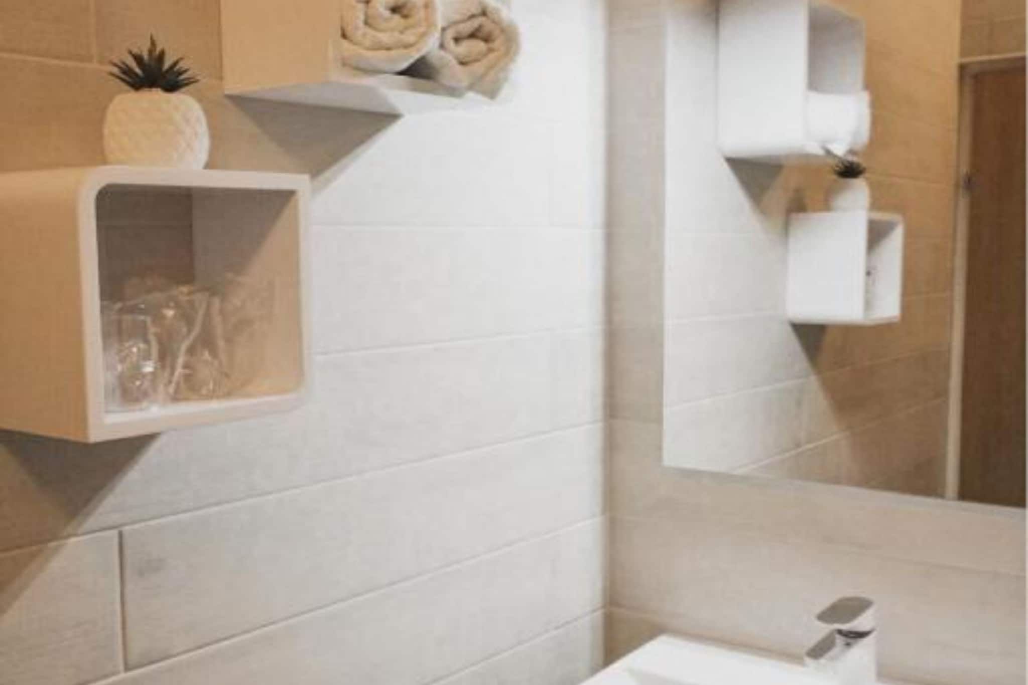 Hotel Orion Vodice - Double bed with balcony 1 - Nicht zugeordnet