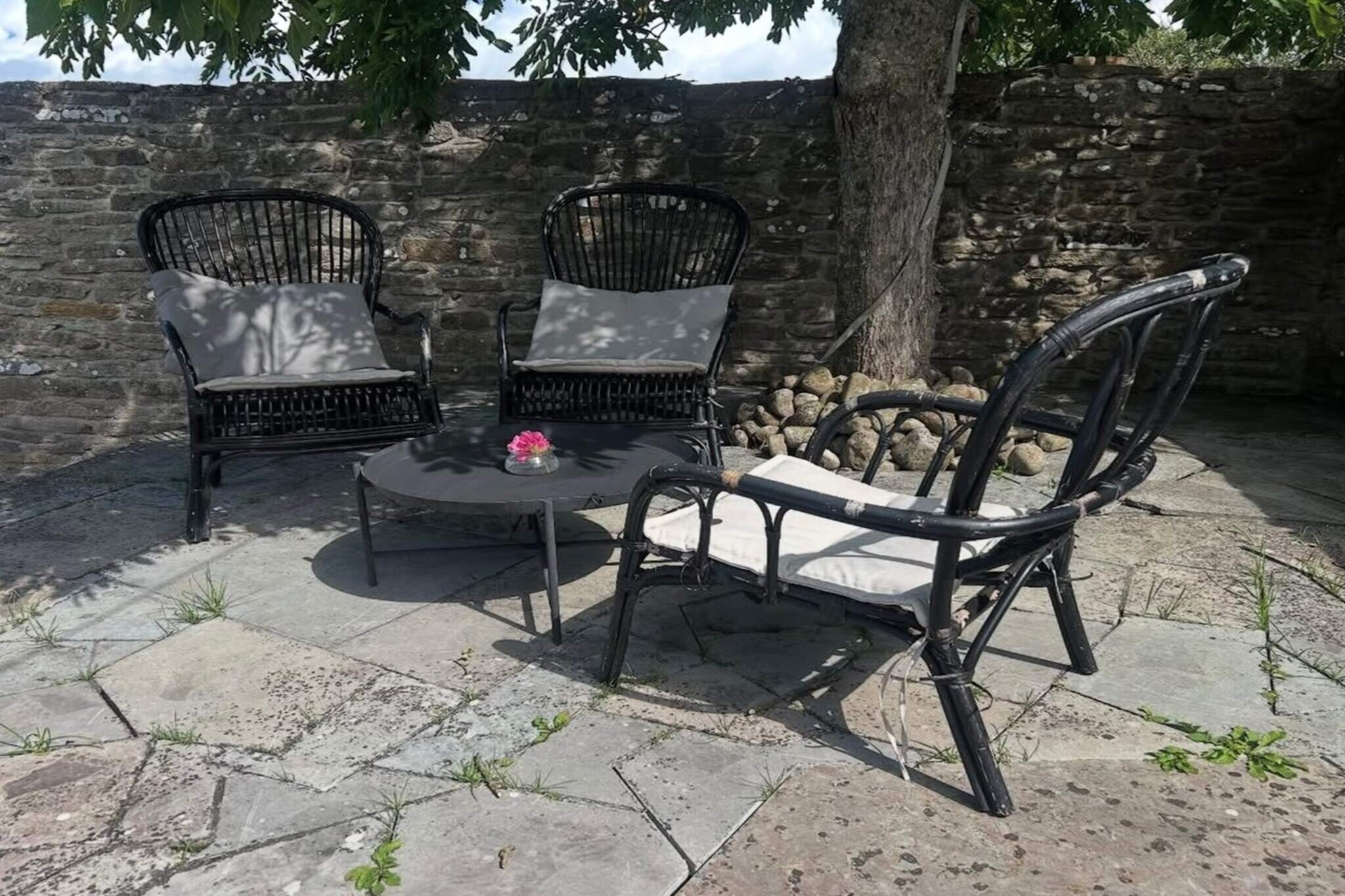 This beautiful duplex apartment is housed in an authentic 19th-century stone barn at charming Ölandsgård in Alvlösa. Warm materials and timeless details create a relaxed, Tuscany-inspired atmosphere. Enjoy a refreshing dip in the pool, then unwind on a sun lounger and soak up the sun in peaceful surroundings. A charming courtyard framed by hollyhocks, lavender, and Öland stone surrounds a striking blue pool, setting a relaxed holiday tone. The property offers three separate apartments, ideal for groups who want to stay together with privacy. The shared garden features dining areas, outdoor furniture, barbecue spots, and open green spaces with a trampoline. The duplex apartment includes a modern kitchen, dining area, and bathroom on the lower level, while the open-plan upper floor offers exposed beams, skylights, courtyard views, a double bed, sofa bed, desk, and wardrobes. The saltwater pool with a children’s slide completes this relaxed and family-friendly Öland retreat. Enjoy scenic walks and easy access to the sea, with swimming from a nearby jetty and better beaches along the east coast. South Öland offers a calm, authentic atmosphere and UNESCO World Heritage landscapes, with cows grazing, horses running around, birdwatching and seals at Eckelsudde - adding to the rural charm. A small grocery store is in Södra Möckleby, with restaurants and a golf course in Degerhamn and more services in Mörbylånga. Note -  Charging Electric cars is prohibited. Only Smaller dogs are allowed. Celebrations/Parties are only allowed for groups renting all three apartments. Stay cautious with kids around the pool.