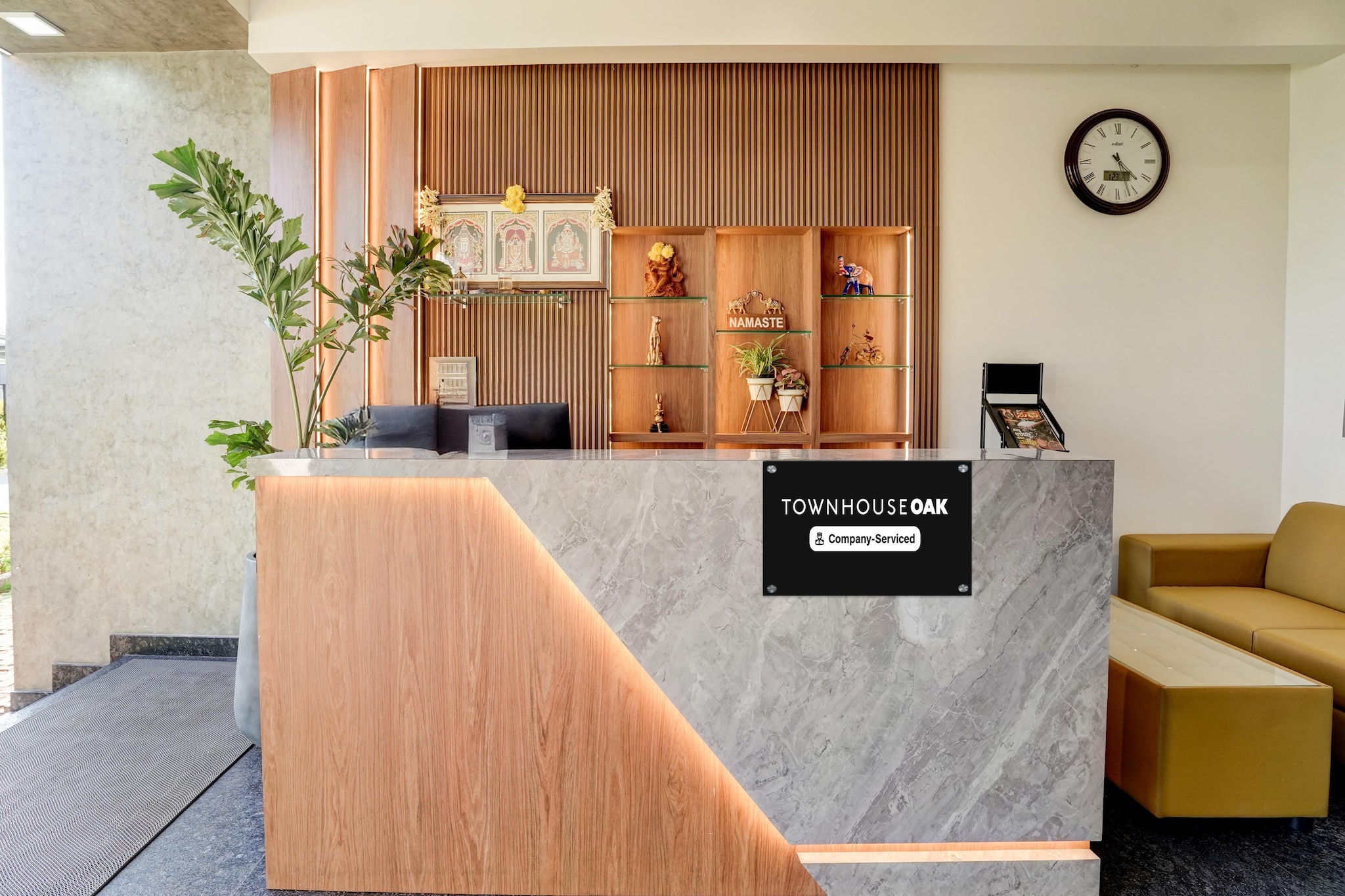 Ground floor: (bedroom(double bed, TV, seating area, seating area, air conditioning, telephone), bathroom(bathtub or shower, shower, washbasin, toilet, Towels incl., shampoo, body soap, hot water), lift)