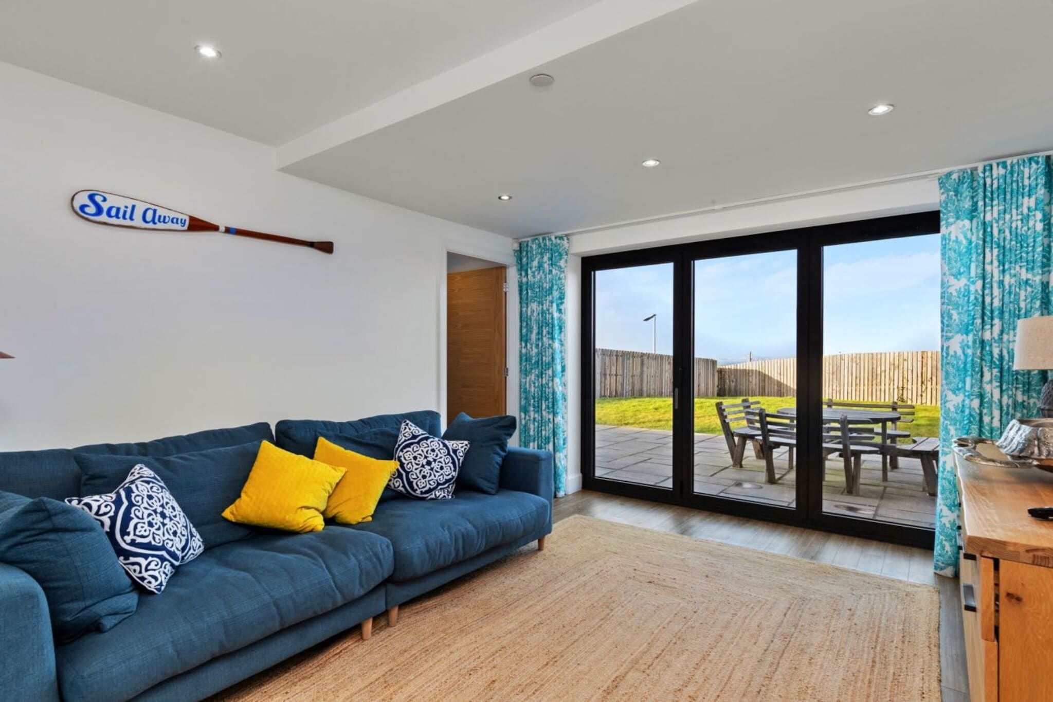 No.1 Sand Banks - Woonkamer