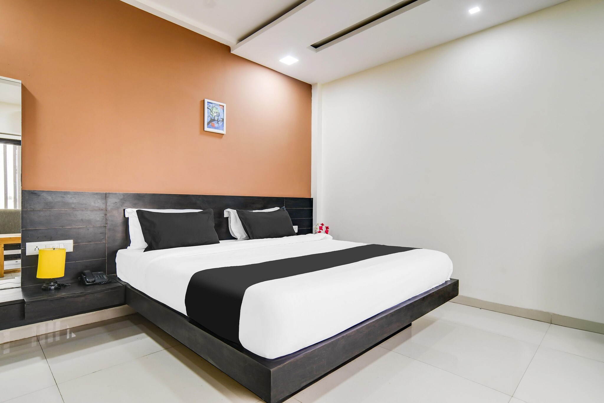 Comfortable Accommodations: Super Collection O Indore Near Omax City 1 in Indore offers family rooms with air-conditioning, private bathrooms, work desks, and free toiletries. Each room includes a TV, wardrobe, and tiled floors.

Dining Experience: The family-friendly restaurant serves Indian cuisine for lunch and dinner. Guests can enjoy meals in a welcoming ambience, complemented by free WiFi throughout the property.

Convenient Facilities: The hotel features a lift, 24-hour front desk, room service, and family rooms. Additional amenities include a seating area, TV, and free toiletries.

Nearby Attractions: Located 18 km from Devi Ahilya Bai Holkar Airport, the hotel is close to ISKCON Indore (4 km), Indore Junction Station (13 km), and Rajwada Palace (15 km).

Unmarried couples are warmly welcome at this property.

Guests with local ID proof are warmly welcome.

Apologies, but we are currently unable to host foreign nationals at this property.

Early Check-In Policy: A full day’s room rate will be charged for check-ins before 6:00 AM. Complimentary early check-in is available between 6:00 AM and 10:00 AM, subject to room availability.
Check-in is only available to guests aged 18 and above. Please provide a government-issued ID to confirm your age.
