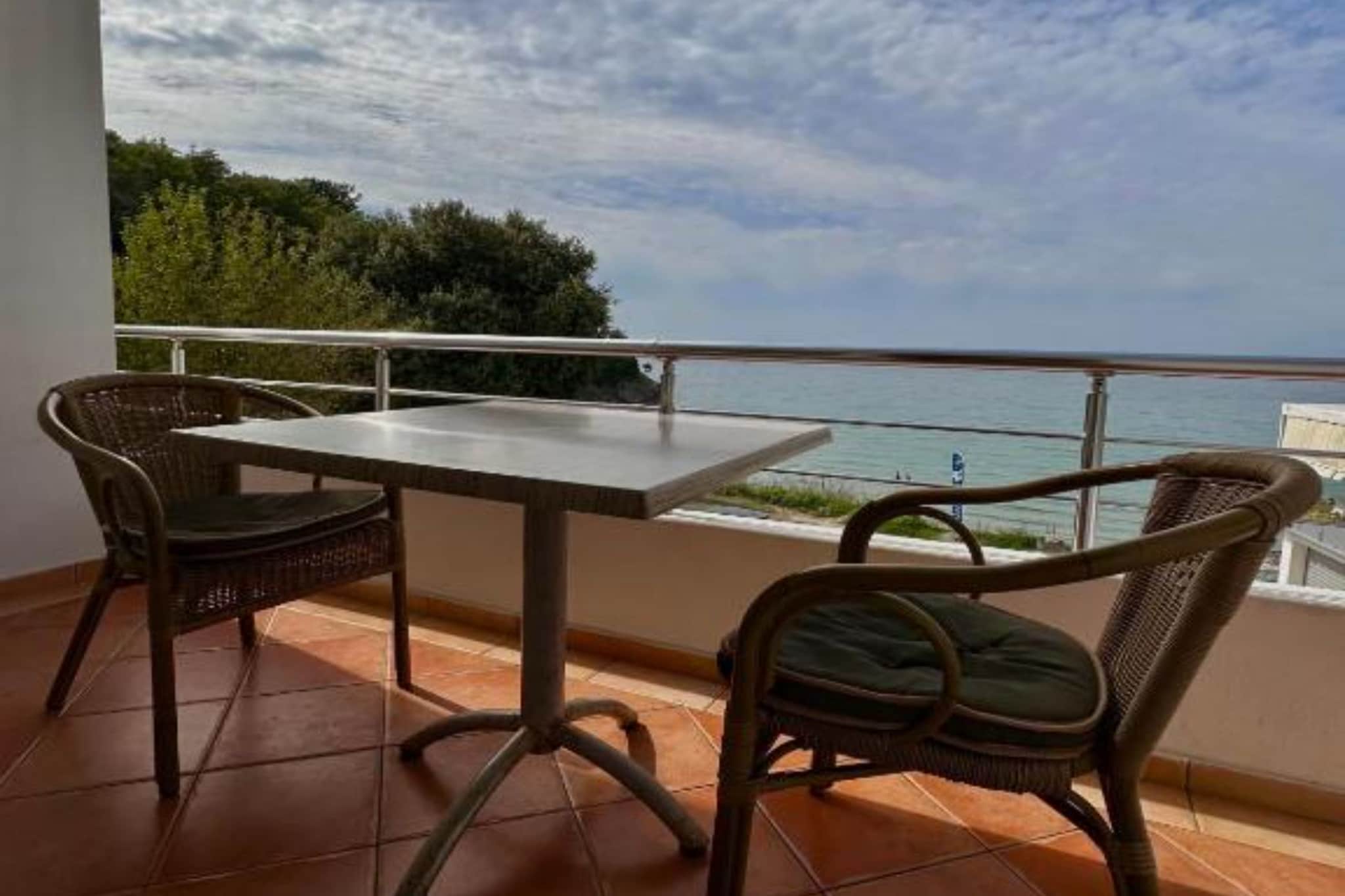 Casa Mila Apartments - Standard Triple bedroom with sea view - Terrace balcony