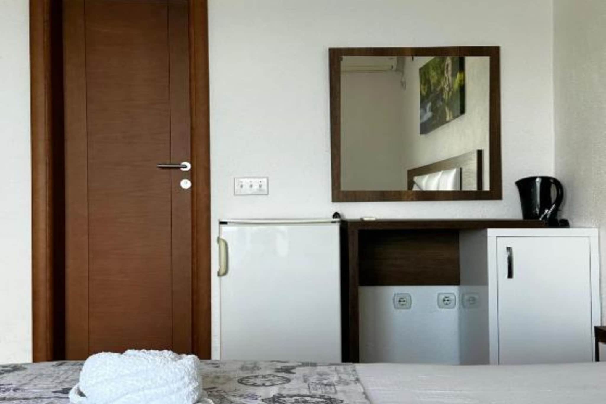 Casa Mila Apartments - Standard Triple bedroom with sea view