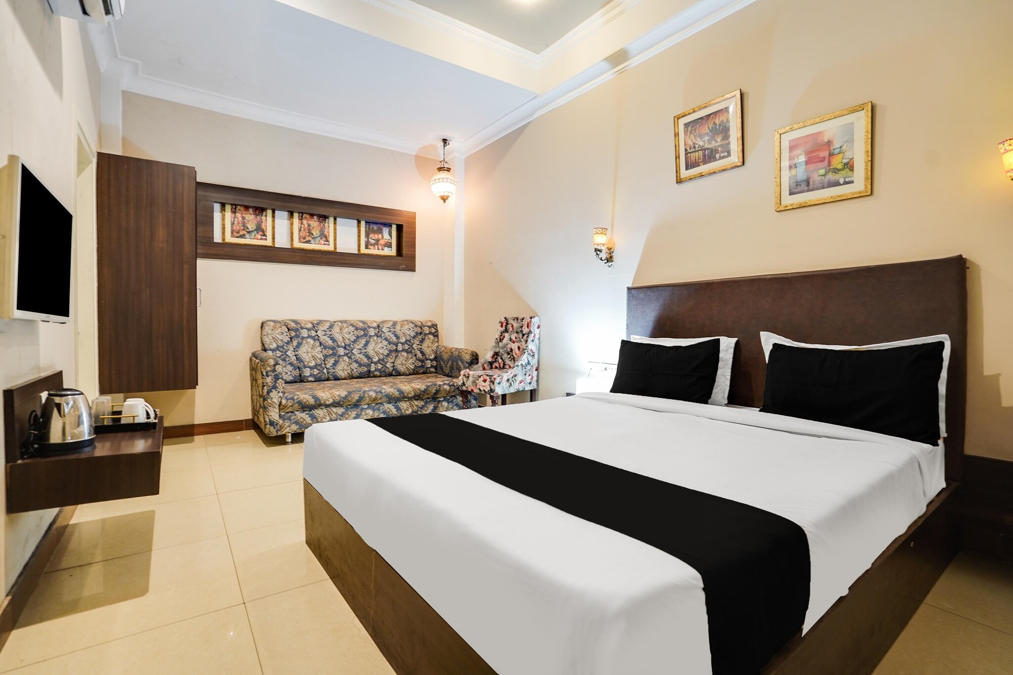 Elite Stays near Mansarovar Metro Station