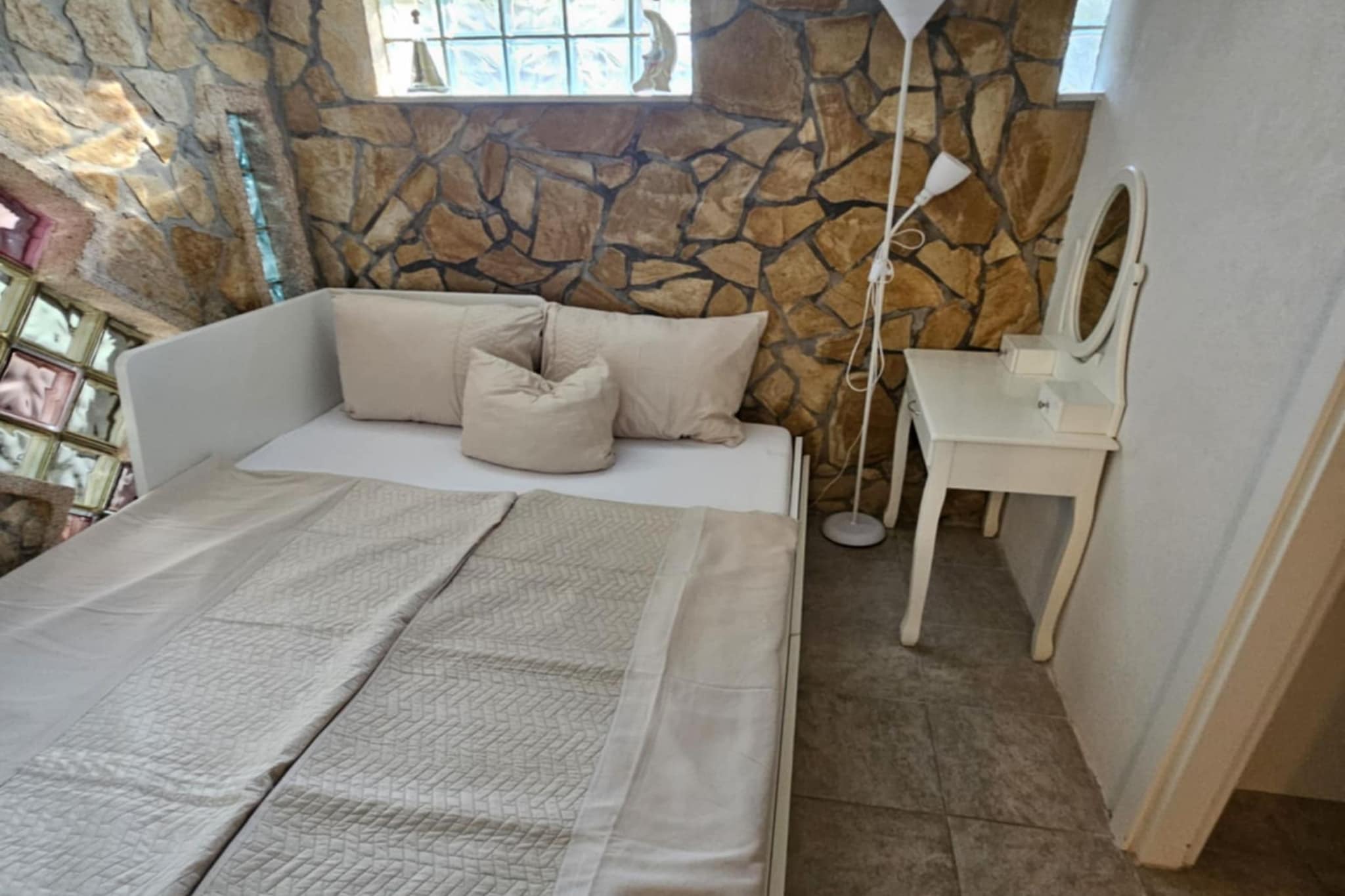 P STIL apartments - Three bedroom apartment with Hot Tub (ground floor) - Chambre