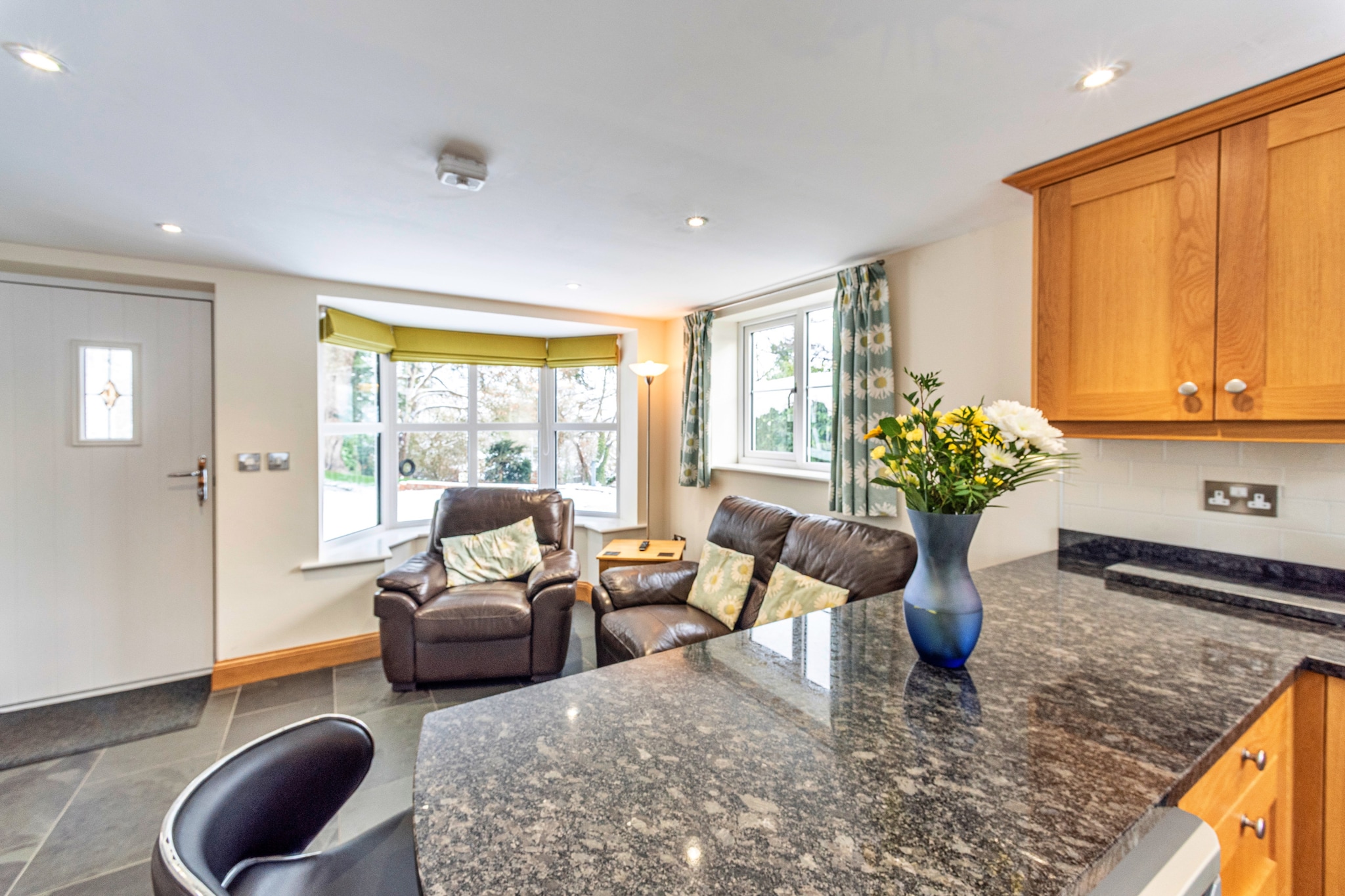 Cedar Tree Cottage - Woonkamer