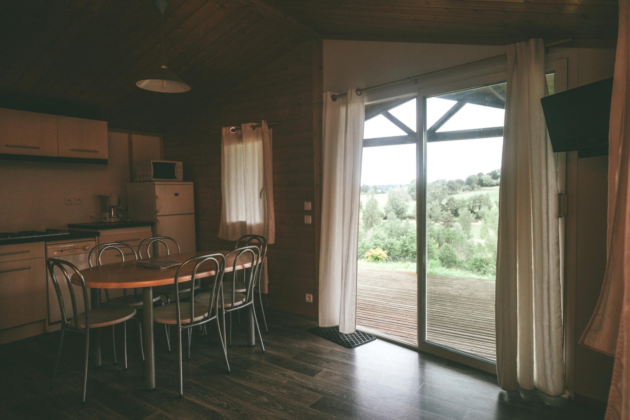 Hameaux des Lacs Cottage for 2 people - Eetkamer
