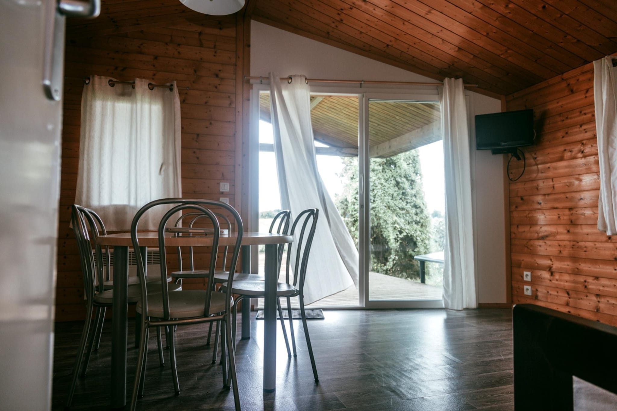 Hameaux des Lacs Cottage for 2 people - Eetkamer