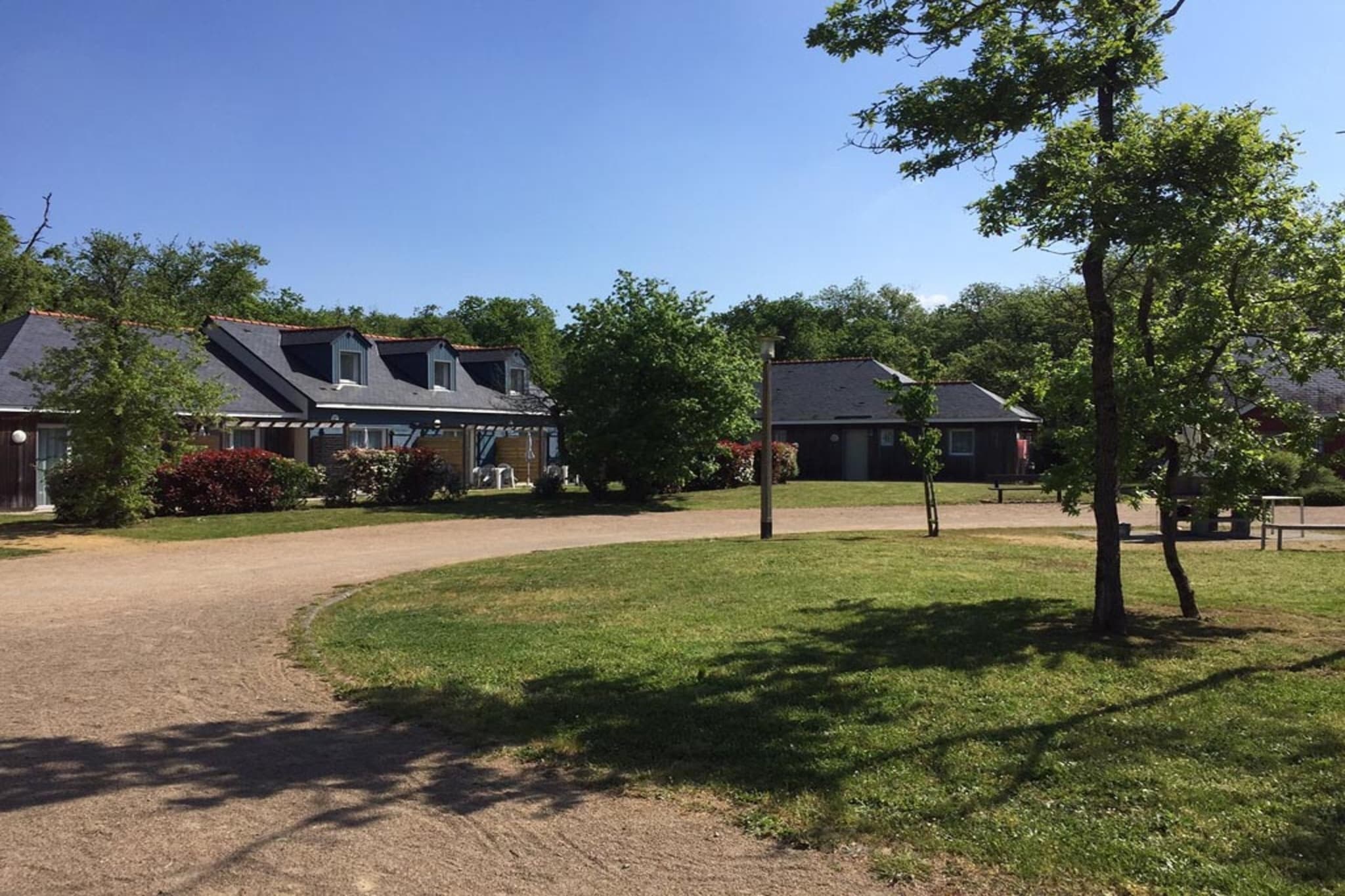 Domaine du Golf de Saumur Accessible 1-Bedroom Cottage - 5 people - Exterior in summer