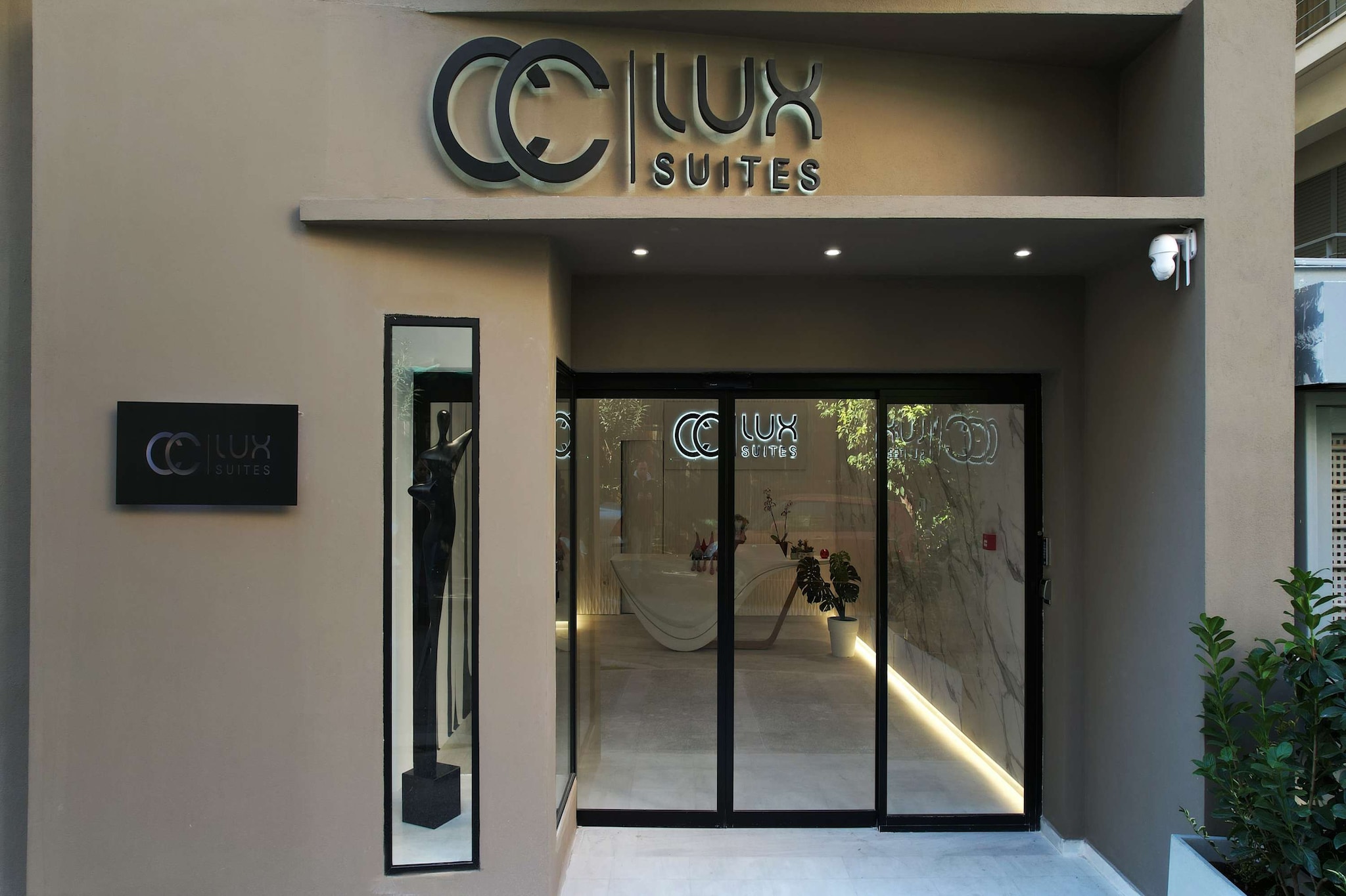 Elegant Suites in the Heart of Piraeus
