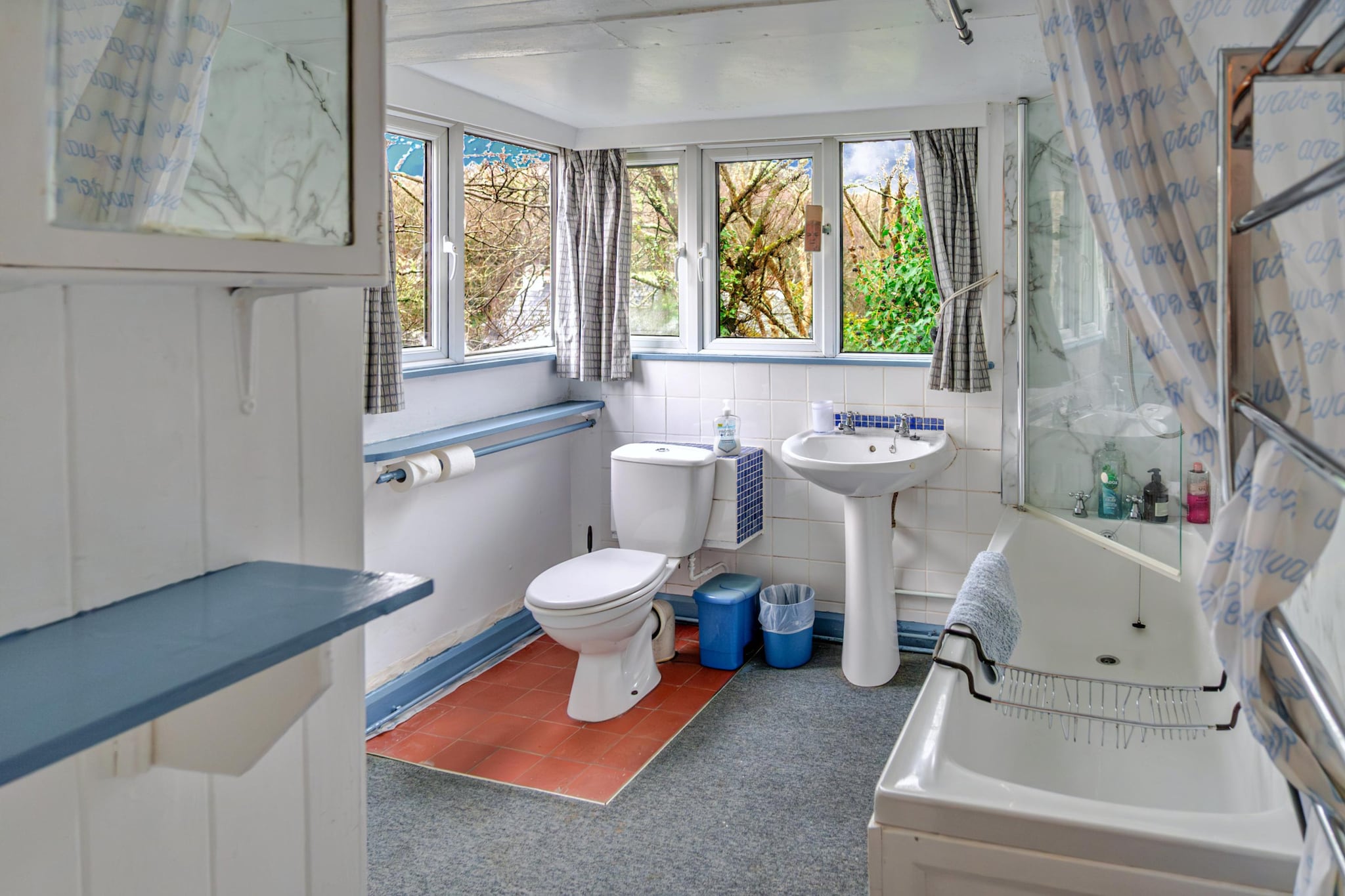 Millook Water - Badkamer