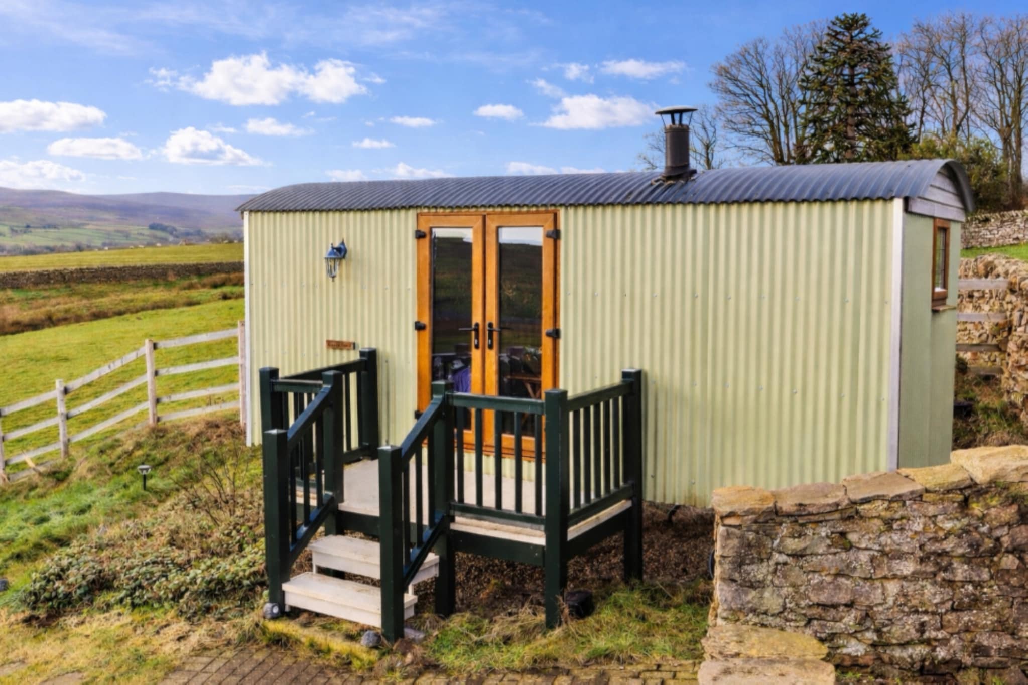 Weardale Shepherd's Hut - Buitenkant zomer