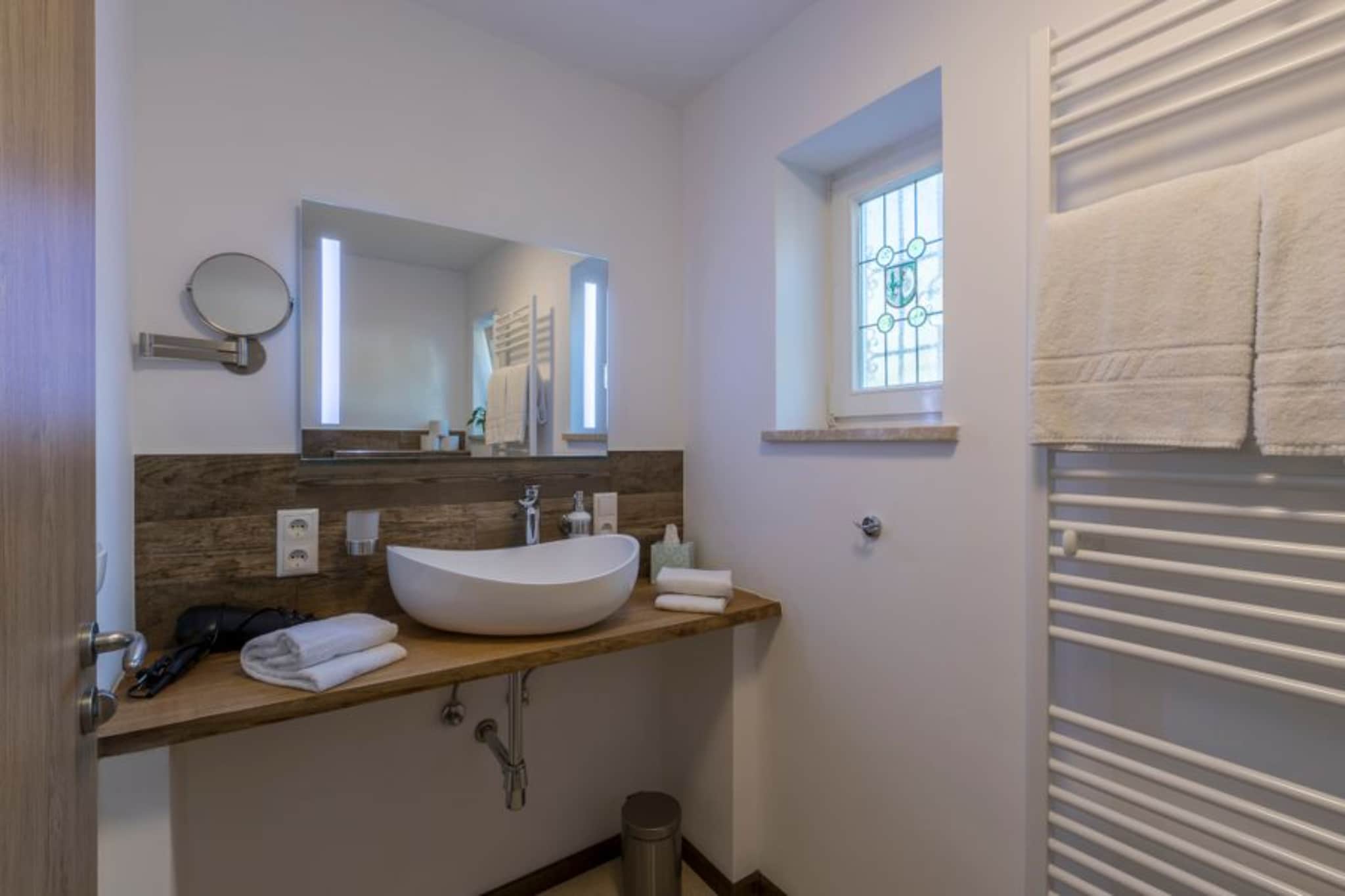 Ferienhaus Badersee - alle Einheiten zusammen-Badkamer