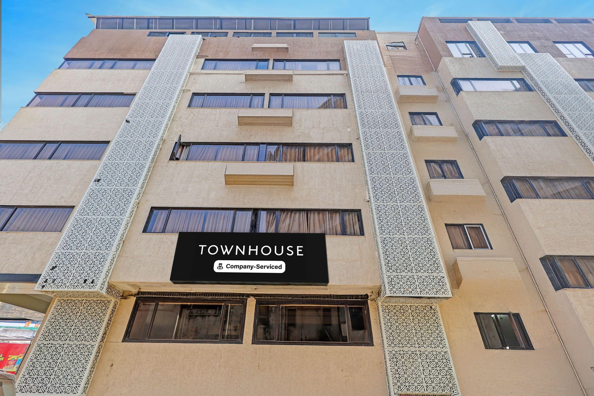 Townhouse Vadodara Railway Station Road