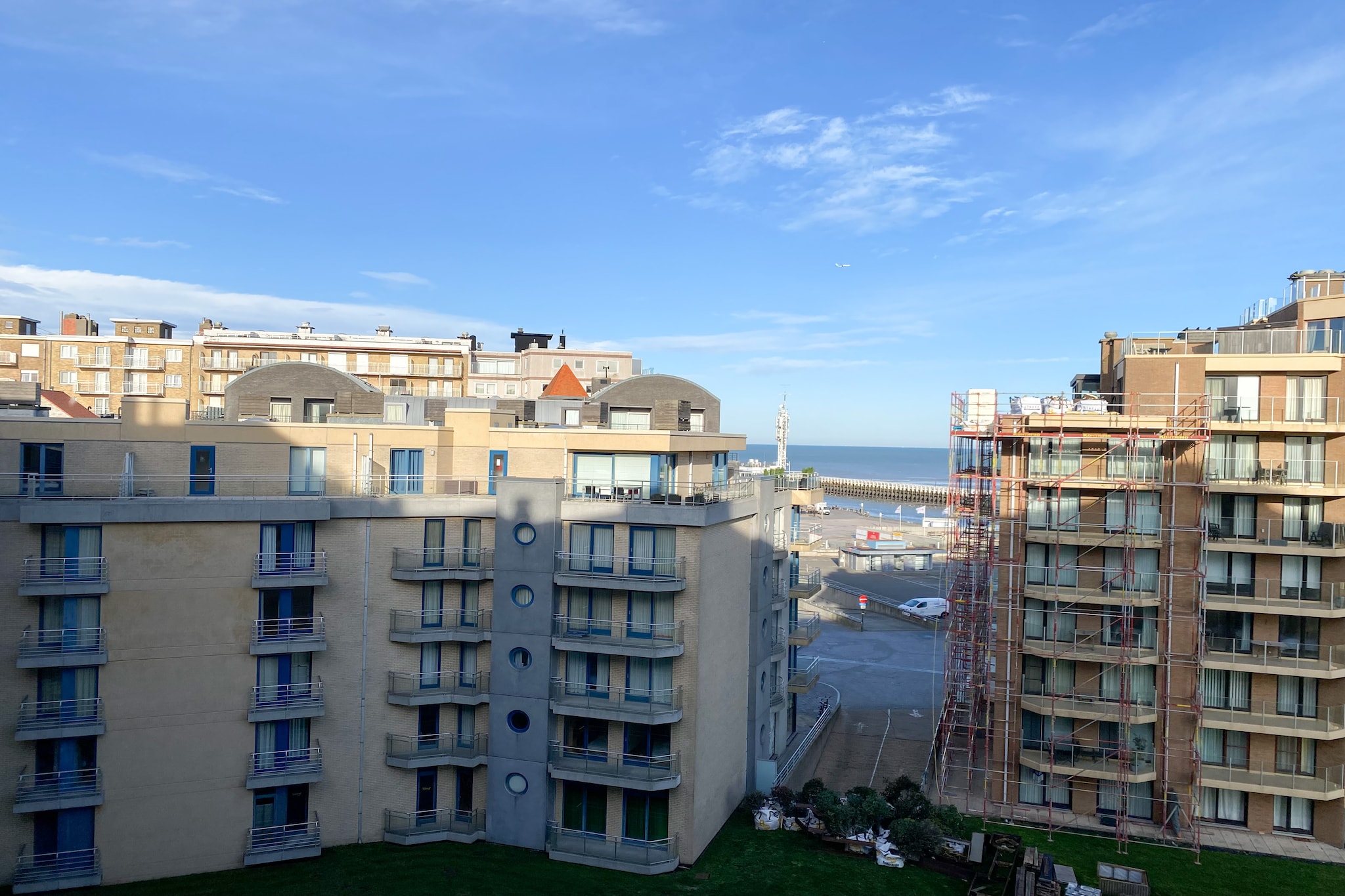 GREENPARK III - Areas within 1km in summer
