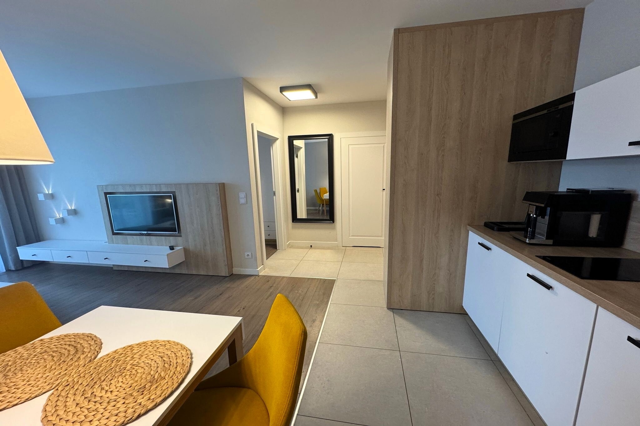 Bel Mare Apartament-Eetkamer