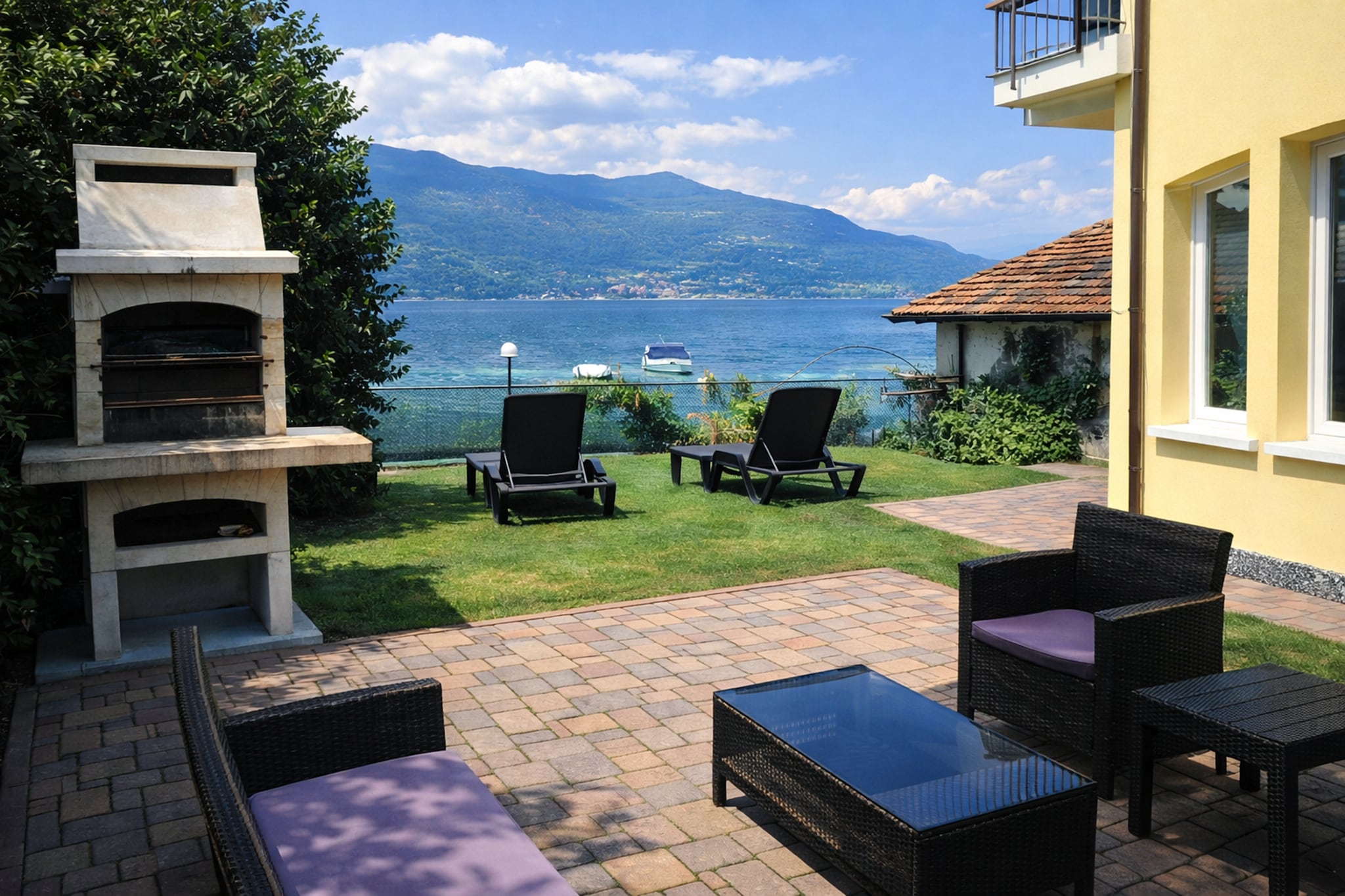 HAM - Haus am See-Garten Sommer