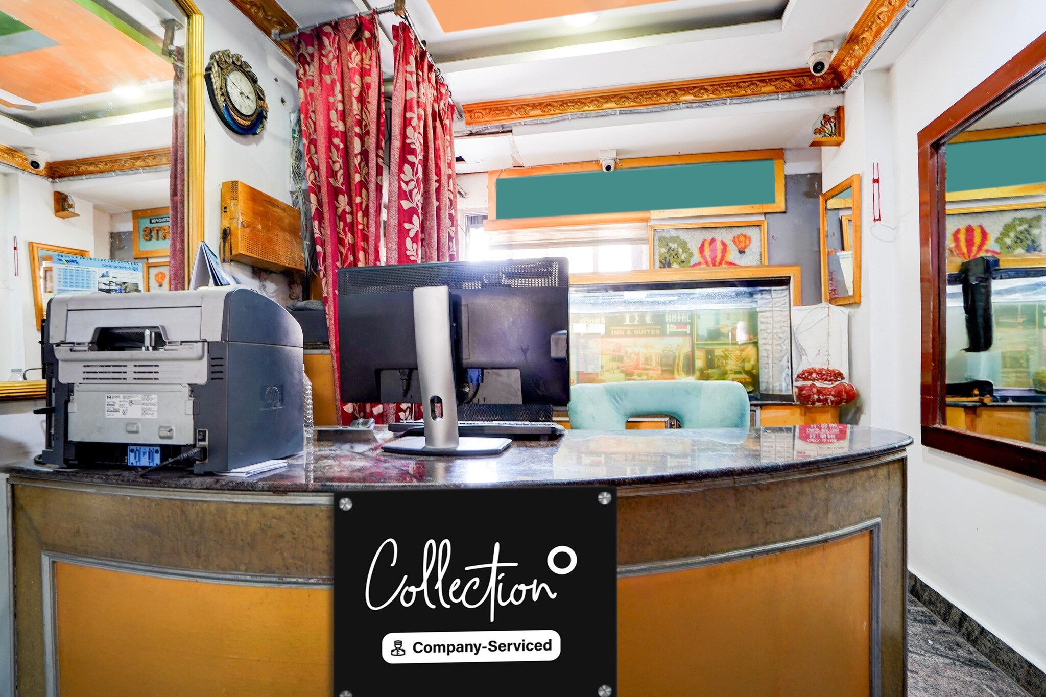 Ground floor: (bedroom(double bed, TV, seating area, air conditioning, telephone, Floor mattress), bathroom(bathtub or shower, shower, washbasin, toilet, Towels incl., shampoo, body soap, hot water), lift)